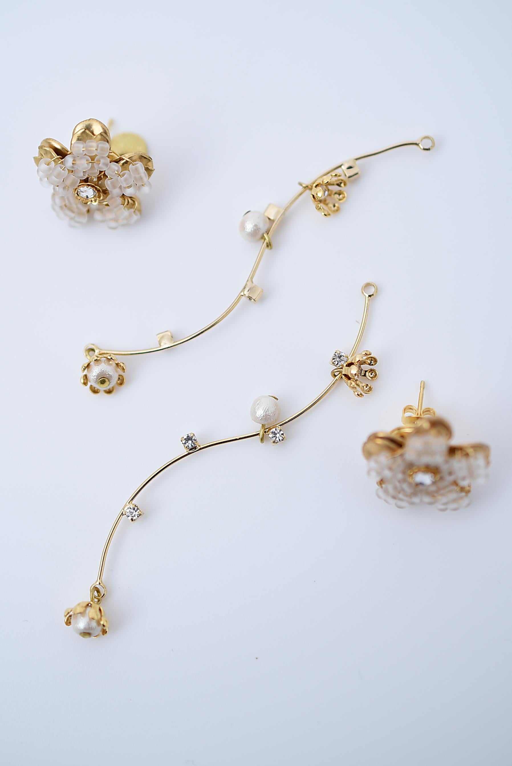 yamasakura line earring / vintage jewelry , vintage beads, vintage earring For Sale 1