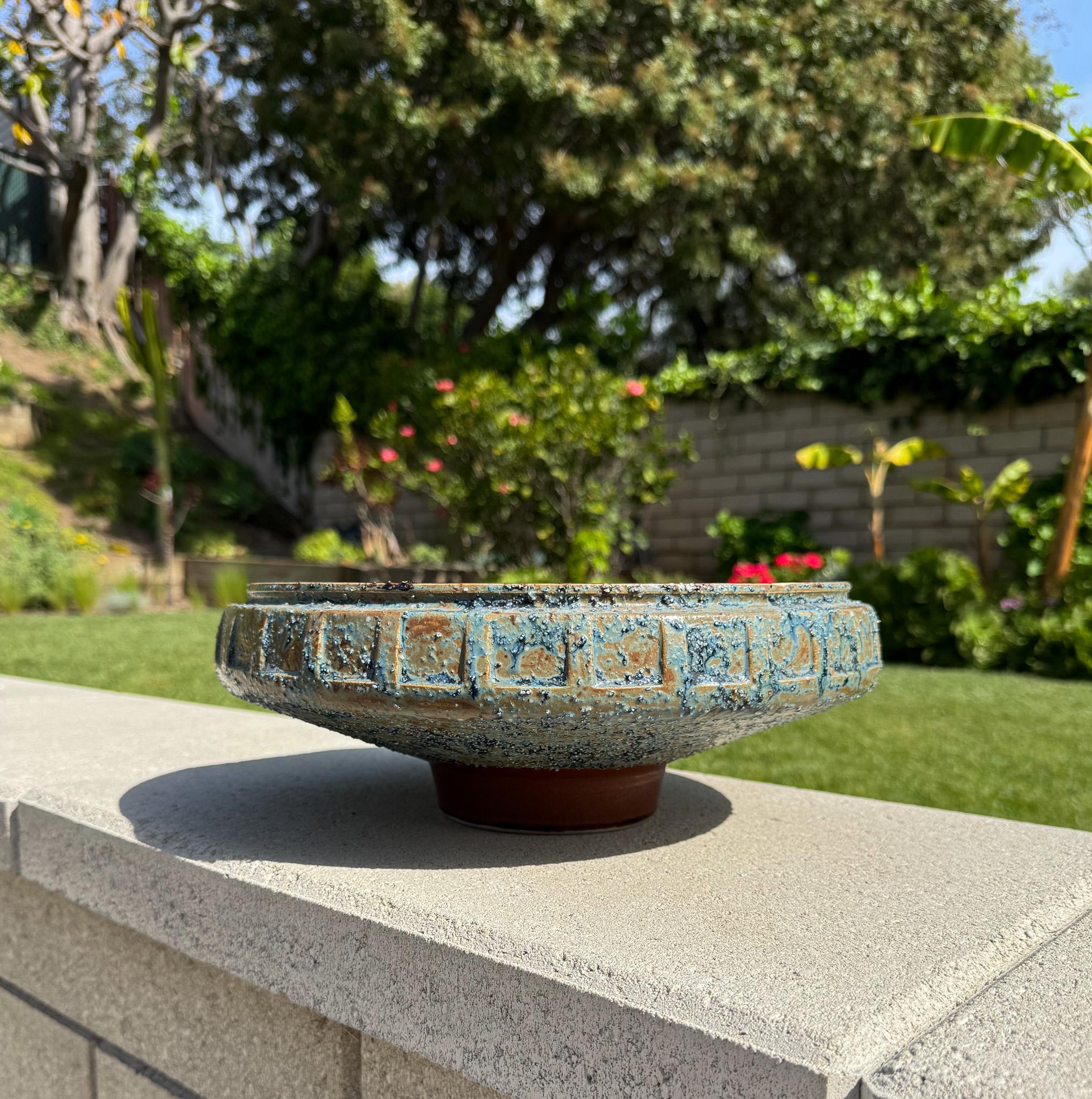 Jardinière en céramique Ikebana à glaçure lave moderniste de Yamasan, Japon, vers 1960 en vente 6