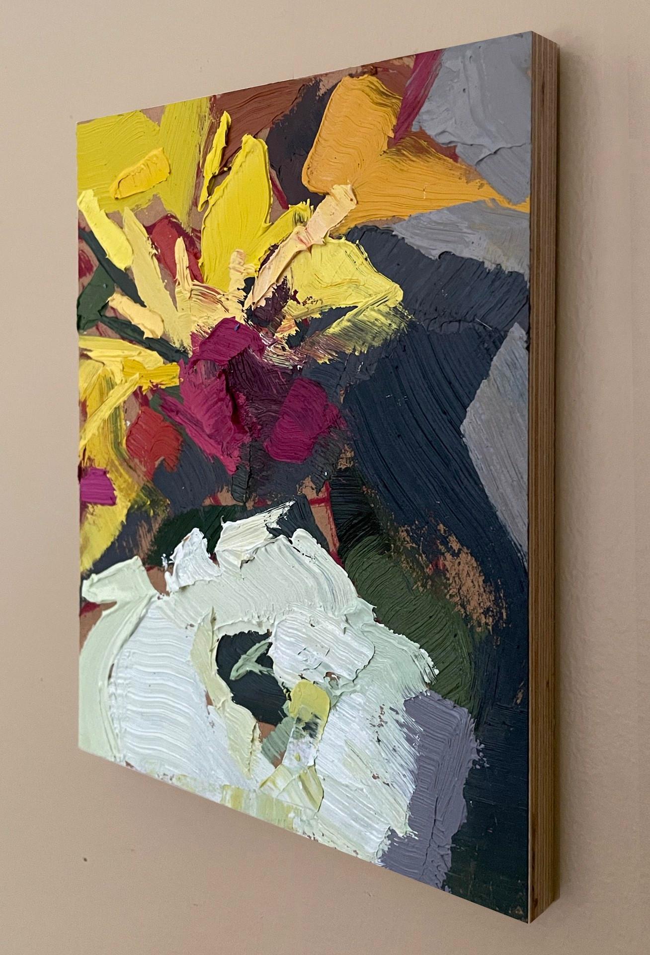 Estudio Floral IV - Figurative Painting Marrón de Yana Beylinson