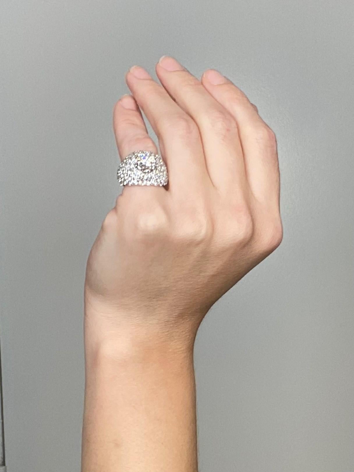 Yanes Außergewöhnlicher Platin-Cluster-Cocktailring Gia zertifiziert 10,16 Karat Diamant im Angebot 2