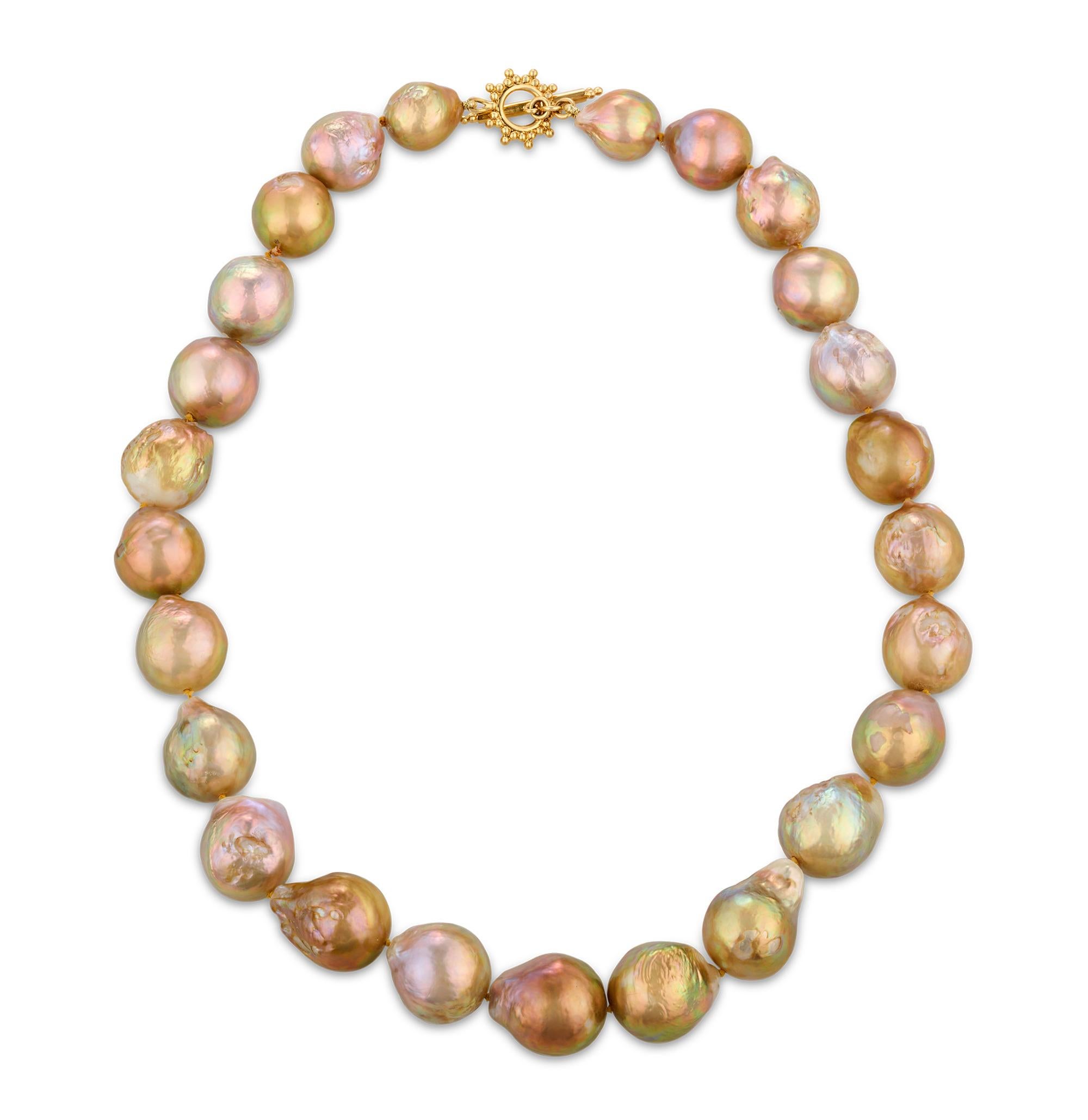 Moderno Collana di perle Yangtze Fireball, 13-16 mm in vendita
