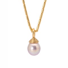 Yangtze River Pearl Pendant in 22 Karat Gold