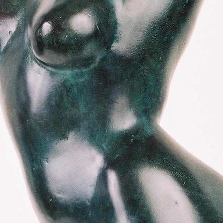 Torse de Caroline par Yann Guillon - Sculpture en bronze nue, torse féminin en vente 1