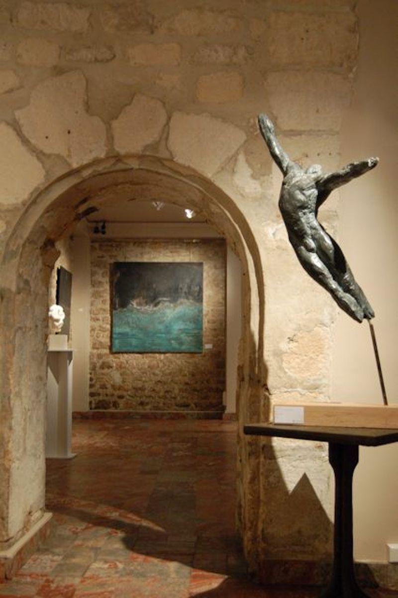 Bailarín III de Yann Guillon - Escultura desnudo masculino, figurativa, bronce, atleta en venta 4
