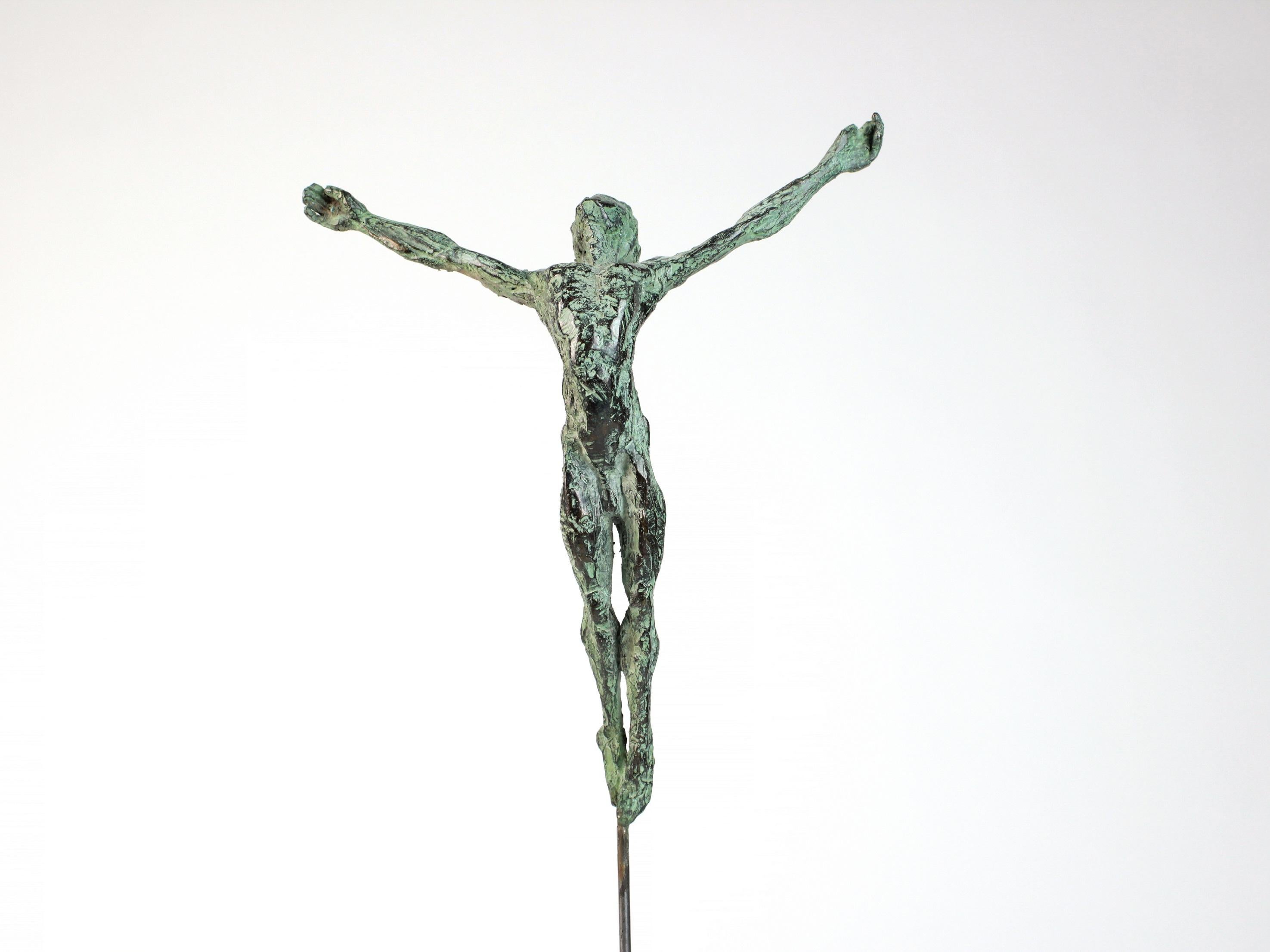 Danseur Envol II de Yann Guillon - Sculpture figurative en bronze, homme, torse en vente 1