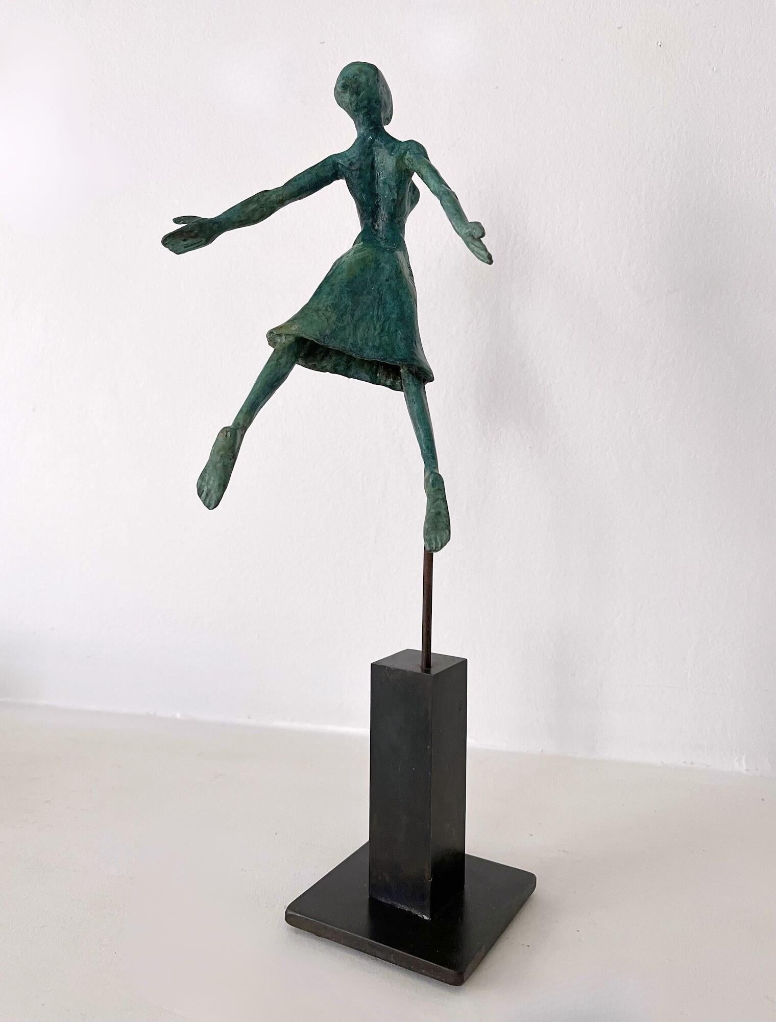 Danseuse Envolée by Yann Guillon - Bronze sculpture, ballet, woman, dancer For Sale 14