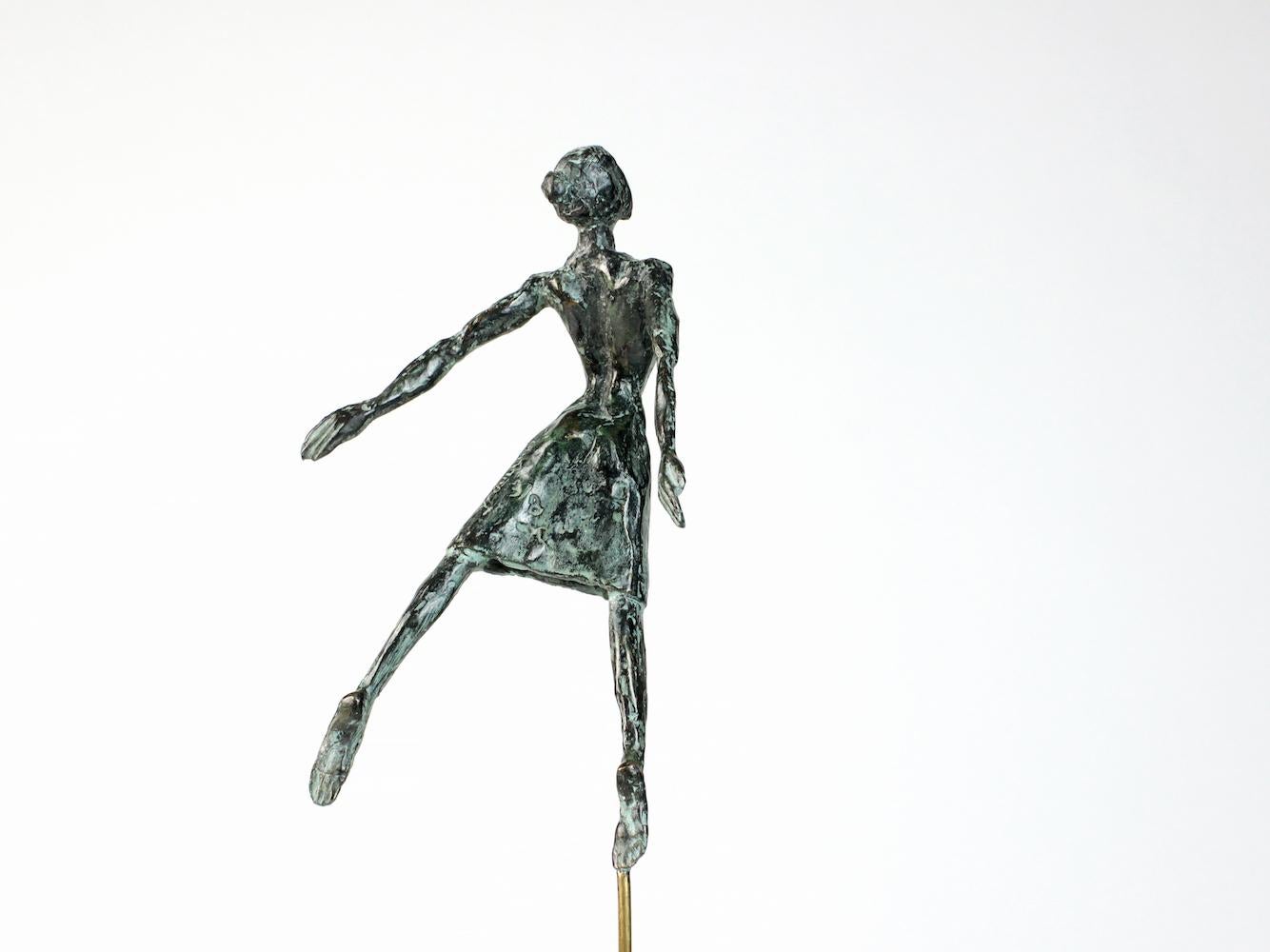 Danseuse Envolée de Yann Guillon - Sculpture en bronze de danseuse, ballet, femme en vente 1