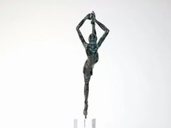 Danseuse Rassemblée by Yann Guillon - Figurative sculpture, bronze, dance, woman