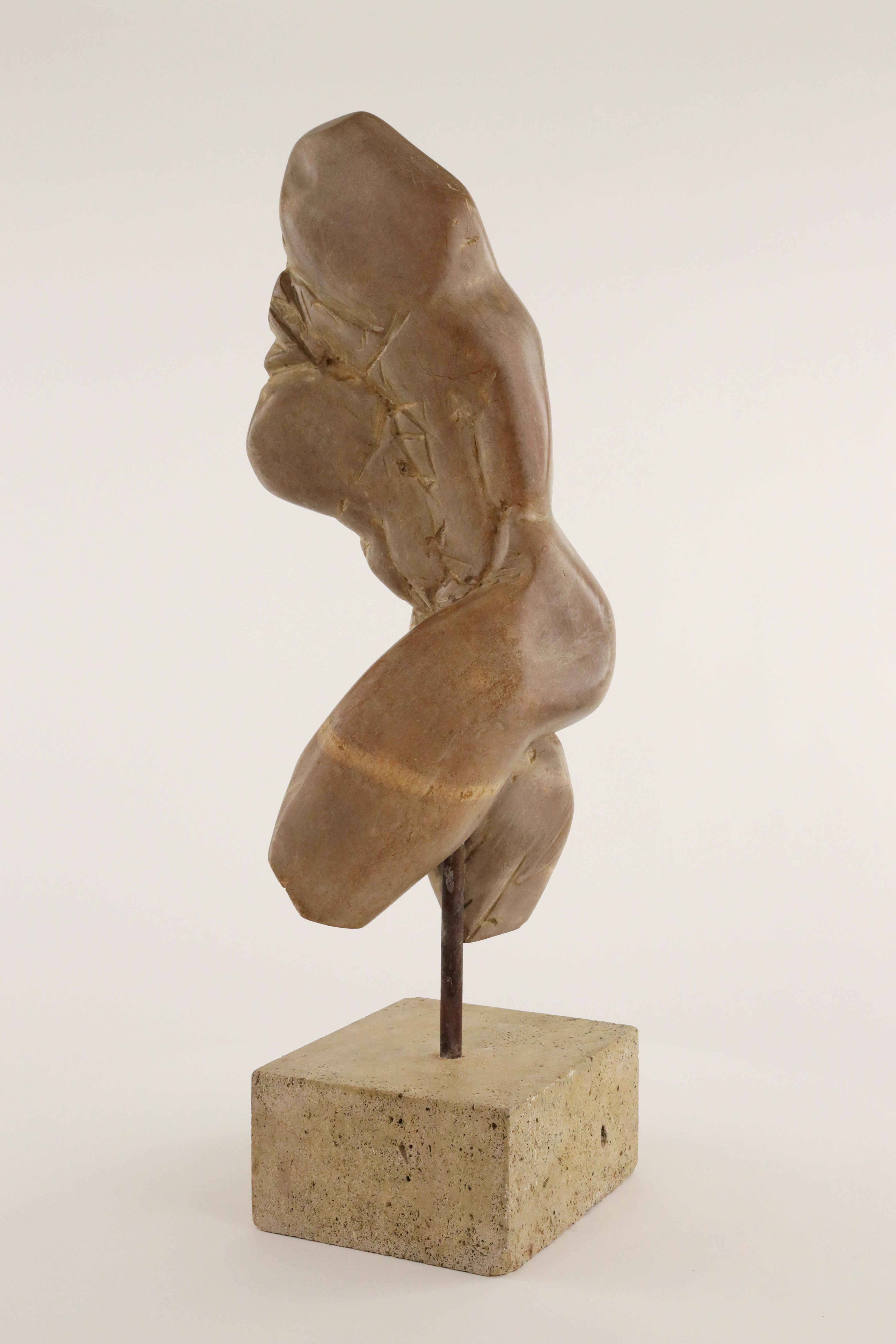 Großer expressionistischer Torso von Yann Guillon - Zeitgenössische Steinskulptur, Körper im Angebot 1