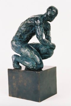 Erbsenholz,  Bronzeskulptur, nackte männliche Figur aus Bronze