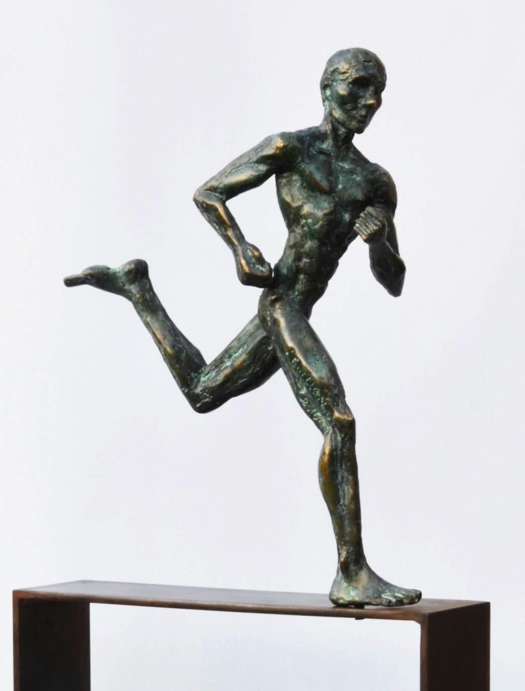 Marathon Runner by Yann Guillon - Male bronze sculpture, athlete, contemporary