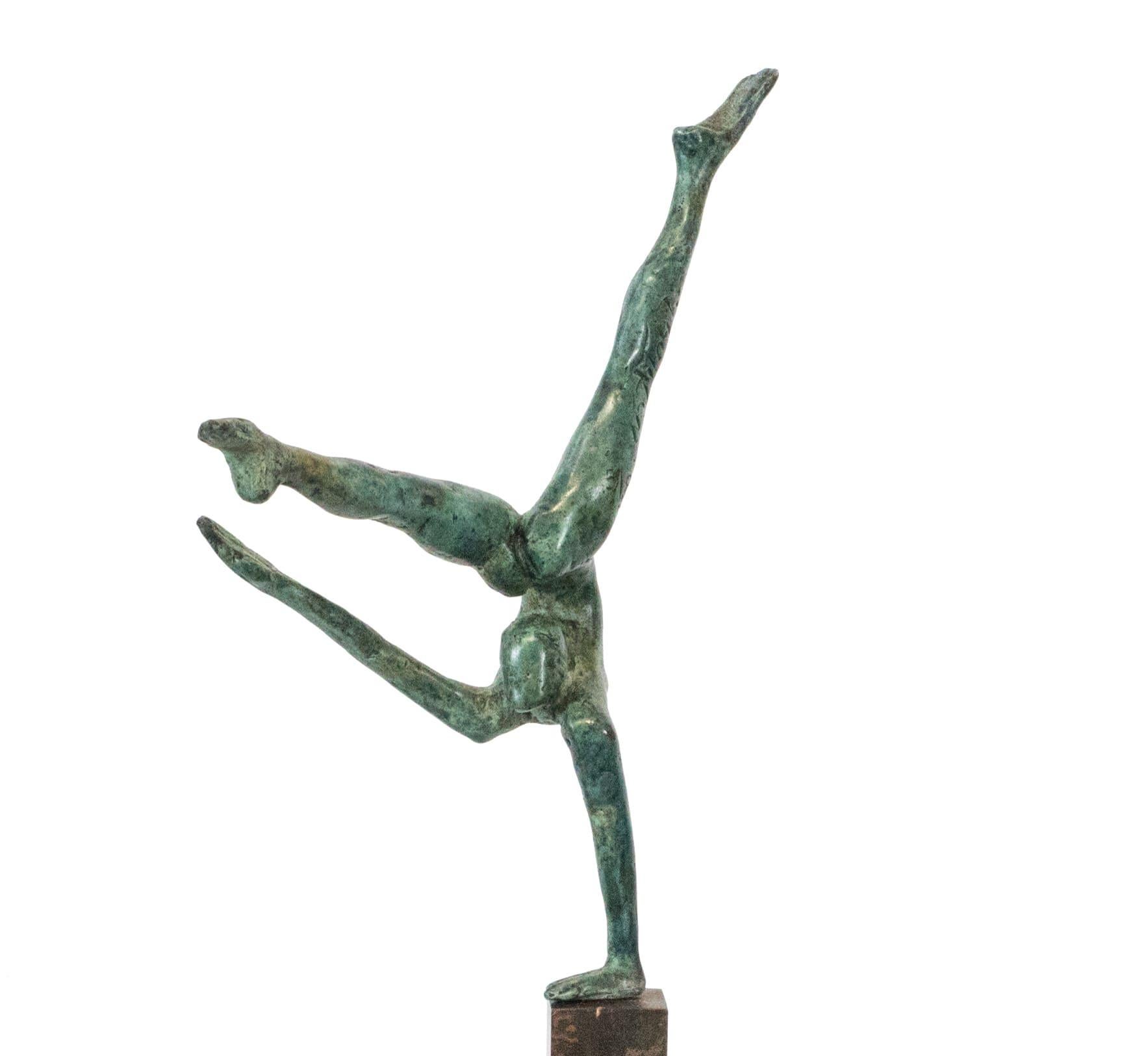 Petite Acrobate by Yann Guillon - Dancer bronze sculpture, ballet, woman For Sale 3