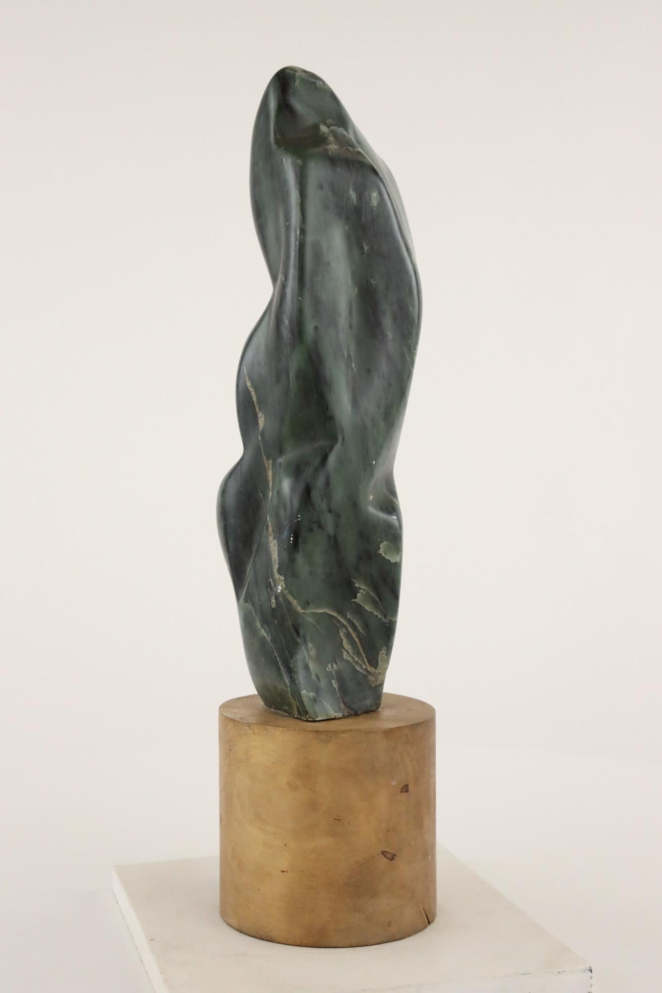 The shadow de Yann Guillon - Sculpture contemporaine en pierre, formes corporelles abstraites en vente 3