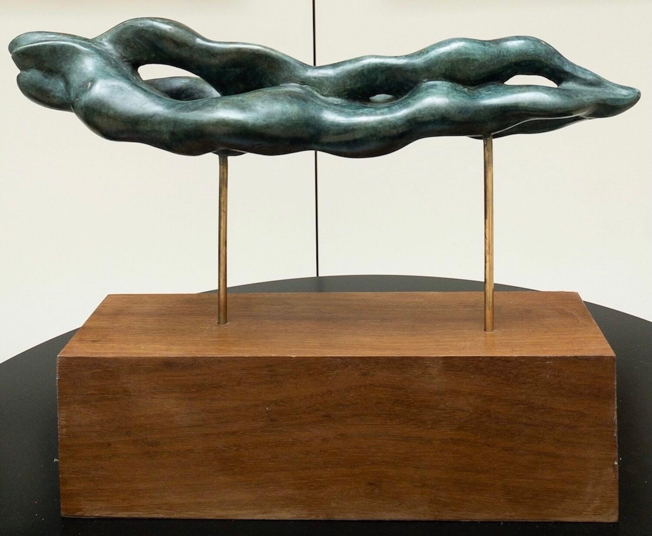 La ola de Yann Guillon - Escultura contemporánea de bronce en venta 2