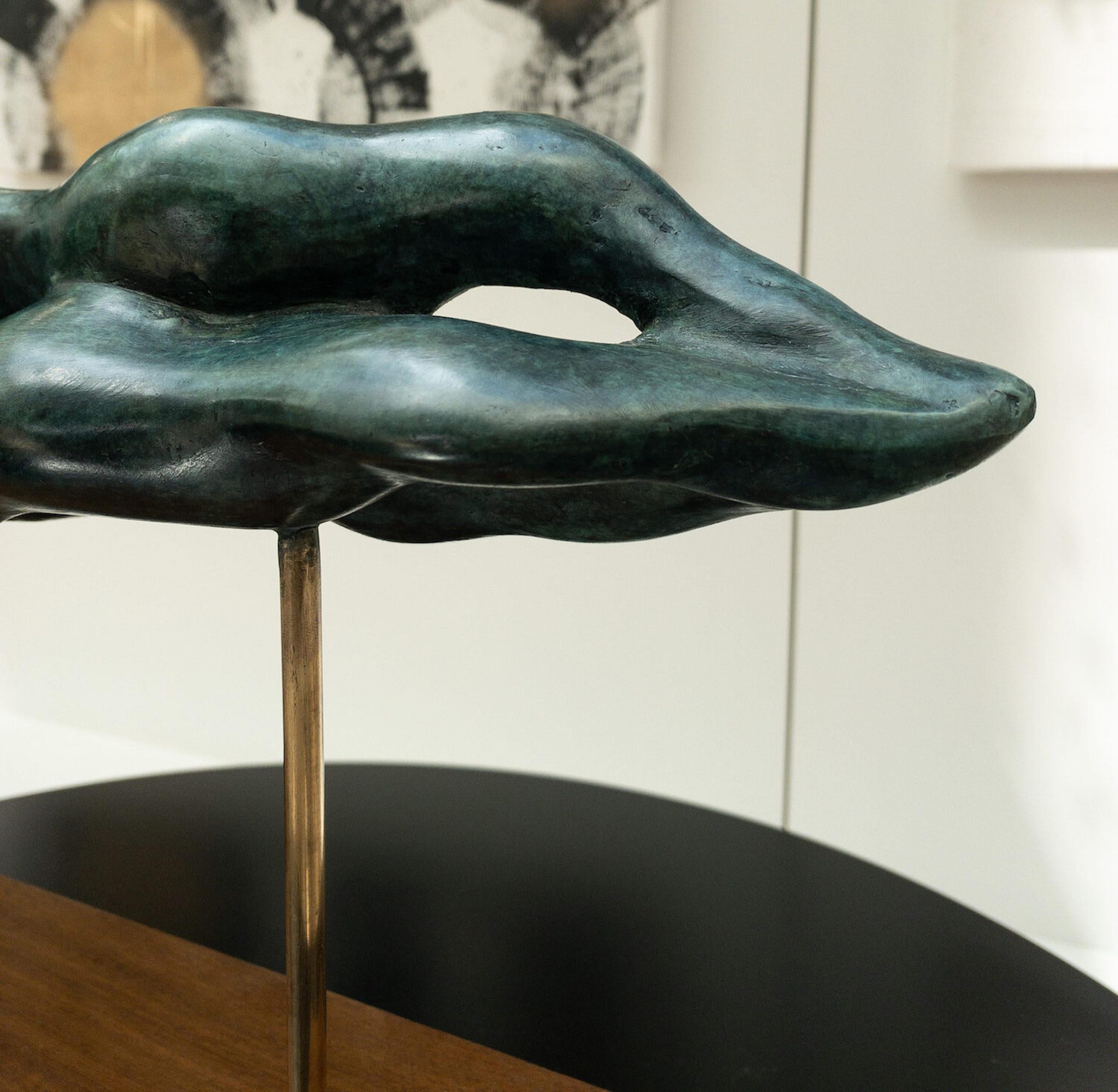 The Wave by Yann Guillon - Contemporary Bronze Sculpture For Sale 3