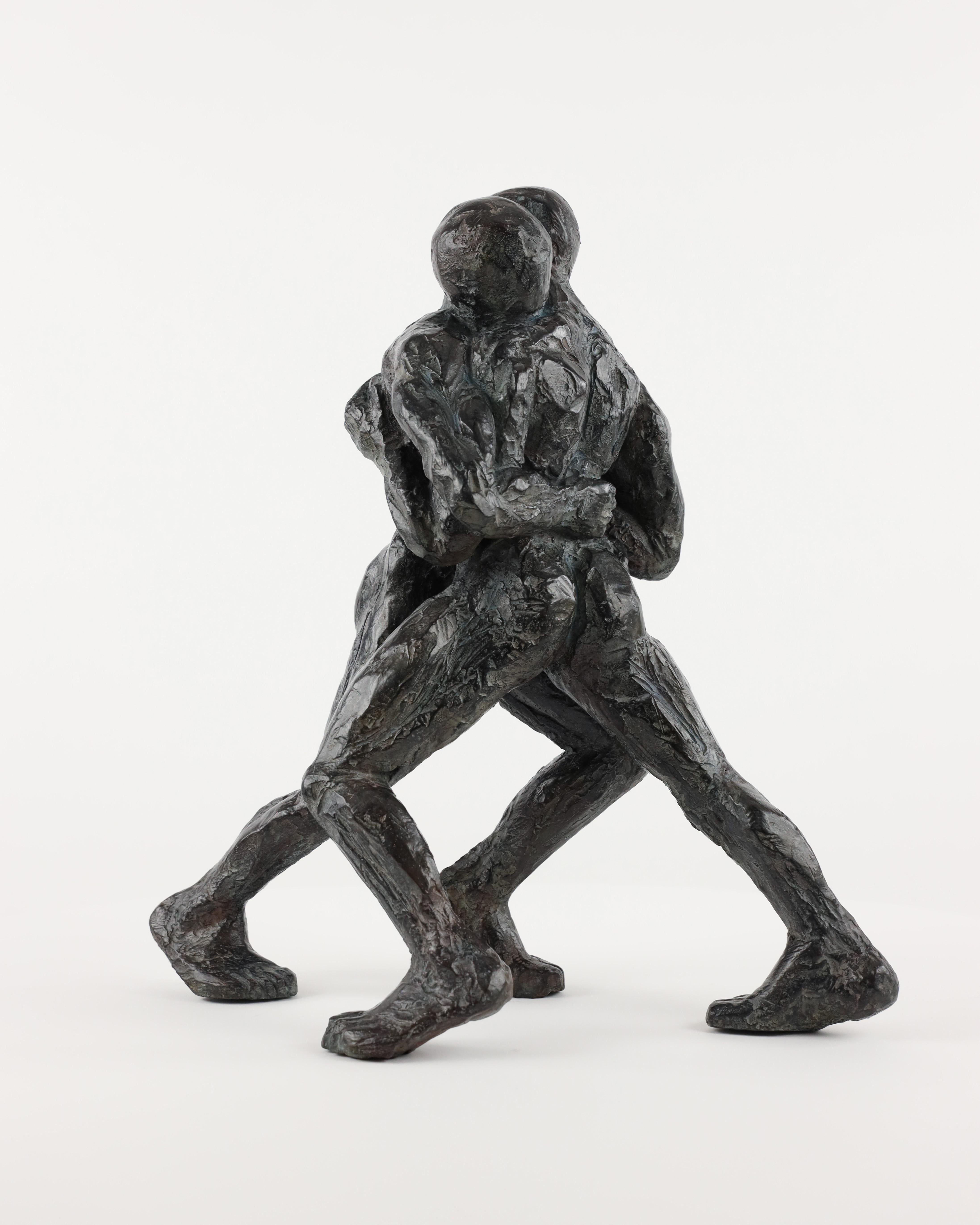 Wrestlers VIII di Yann Guillon - Scultura contemporanea in bronzo di atleti maschi in vendita 8