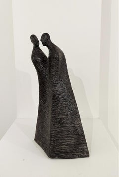 "Le secret", sculpture by Yanne Kintgen (15x8x6in), 2012