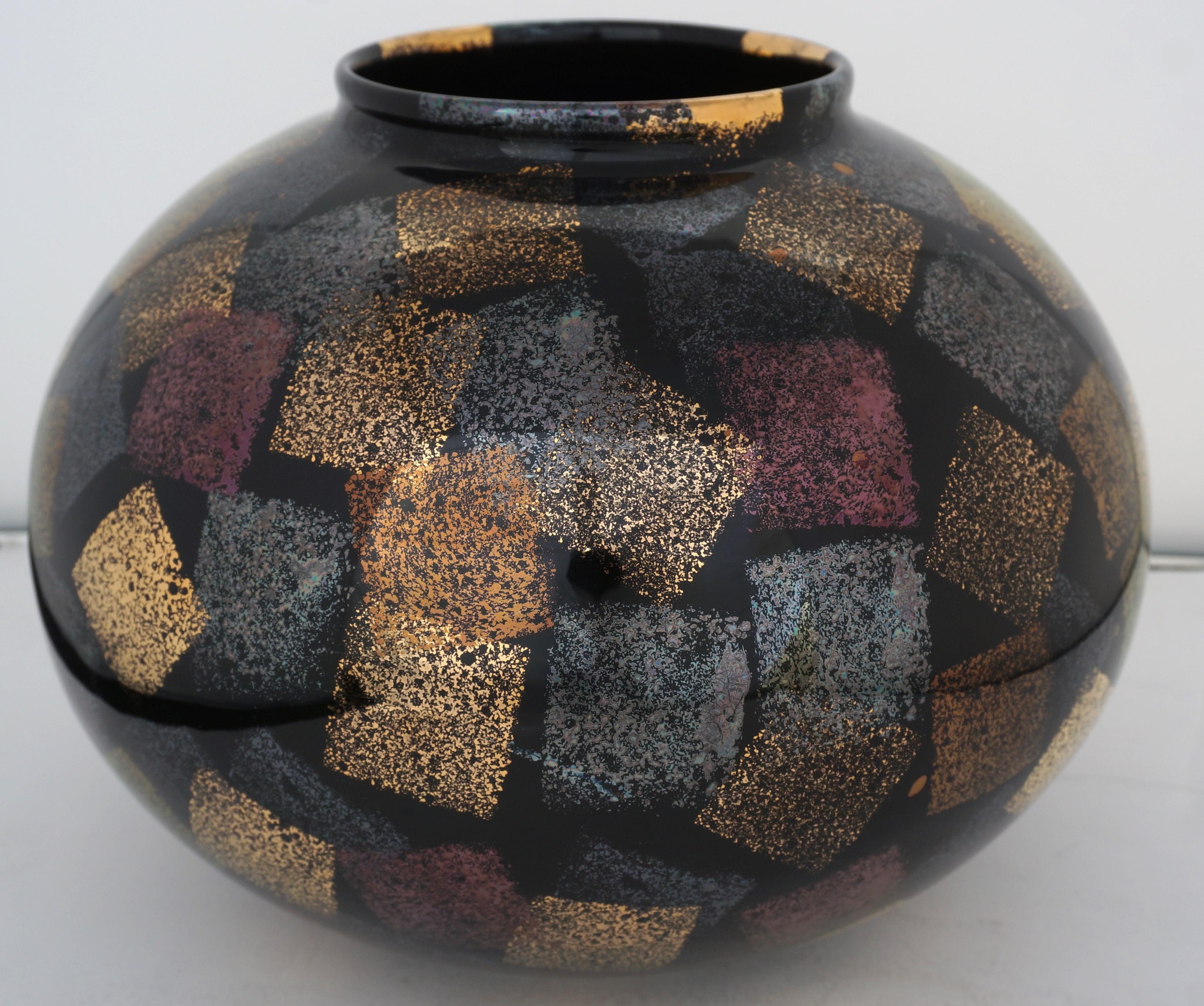 Yapacunchi Artisan Vase For Sale 2