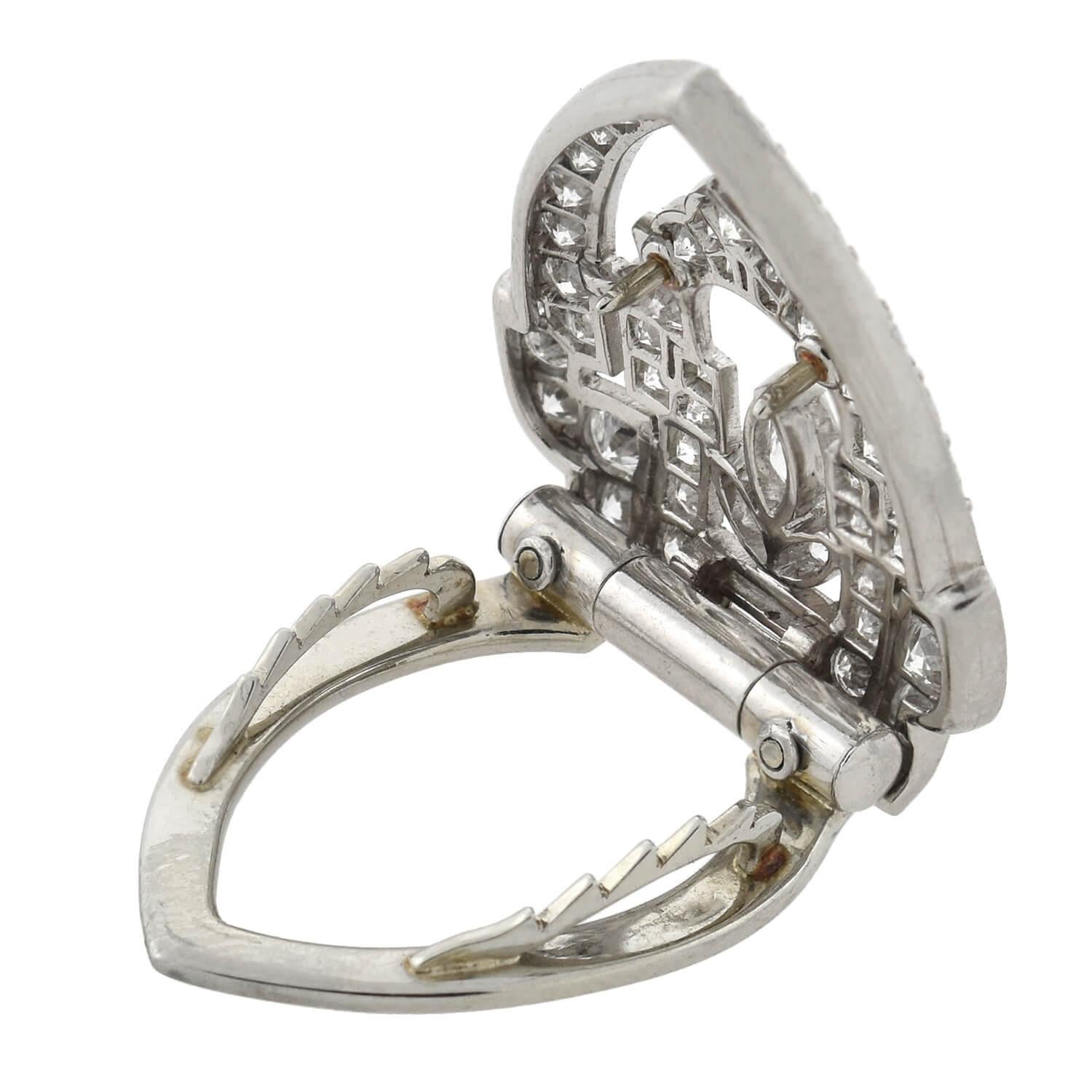 Clip en fourrure incrusté de diamants YARD Art Déco en platine de 1,25 carat au total Unisexe en vente