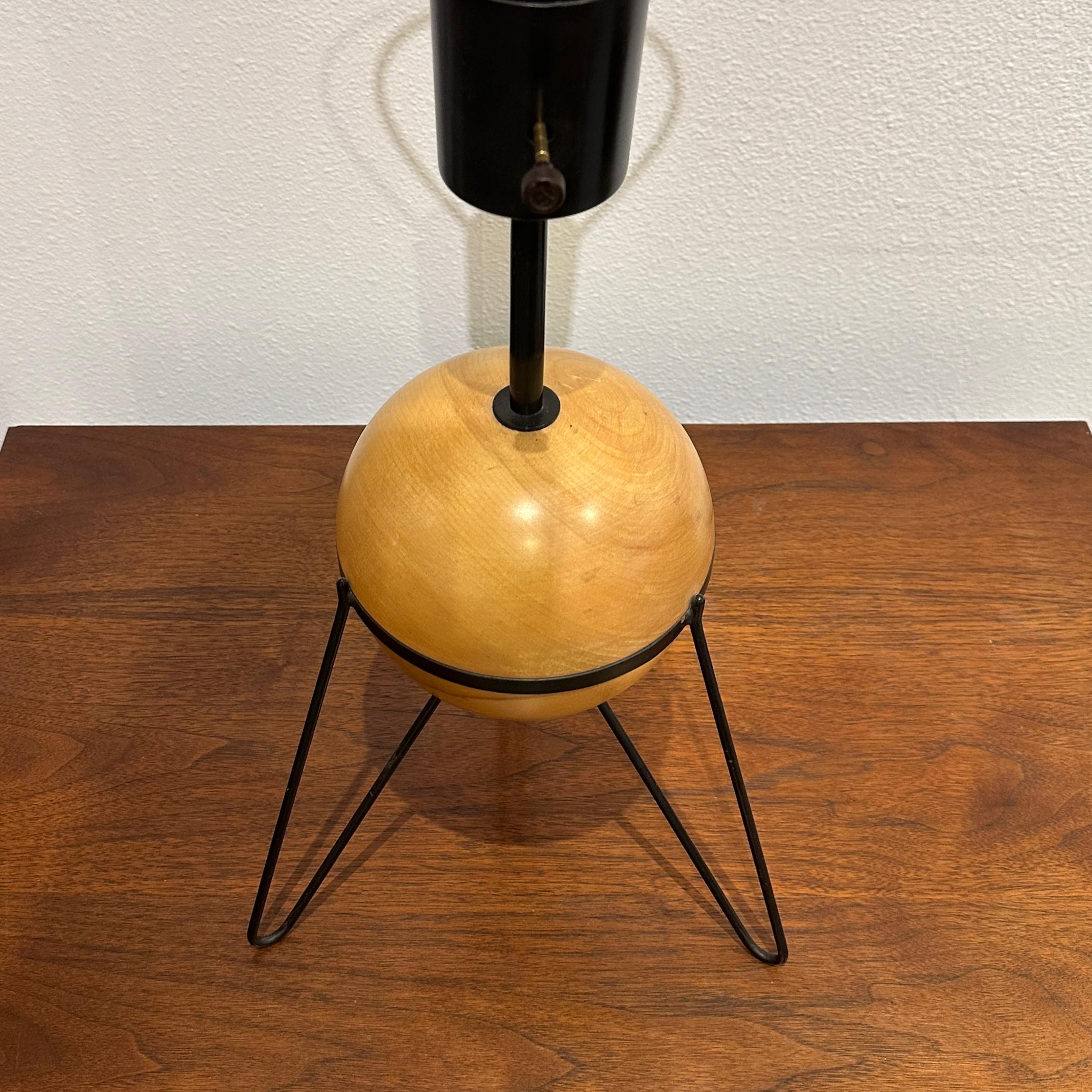 Mid-20th Century Yasha Heifetz for Heifetz Birch Globe and Metal Tripod Base Table Lamp, ca 1950s
