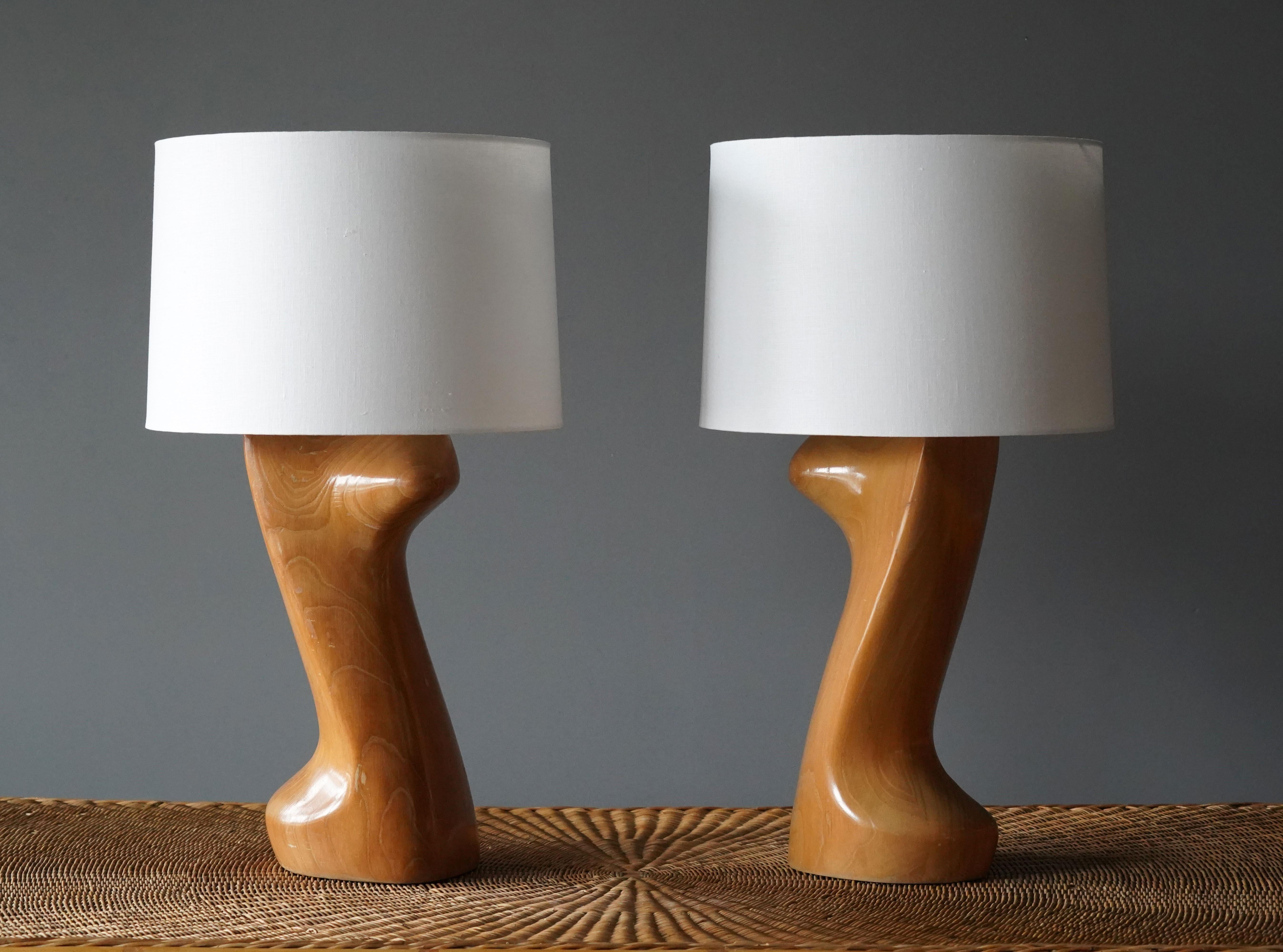 A pair of sizable sculptural table lamps. Design attributed to Yasha Heifetz. Sold without lampshades.

Other designers of the period include Isamu Noguchi, George Nakashima, Vladimir Kagan, Paul Frankl, and Paul Laszlo.
