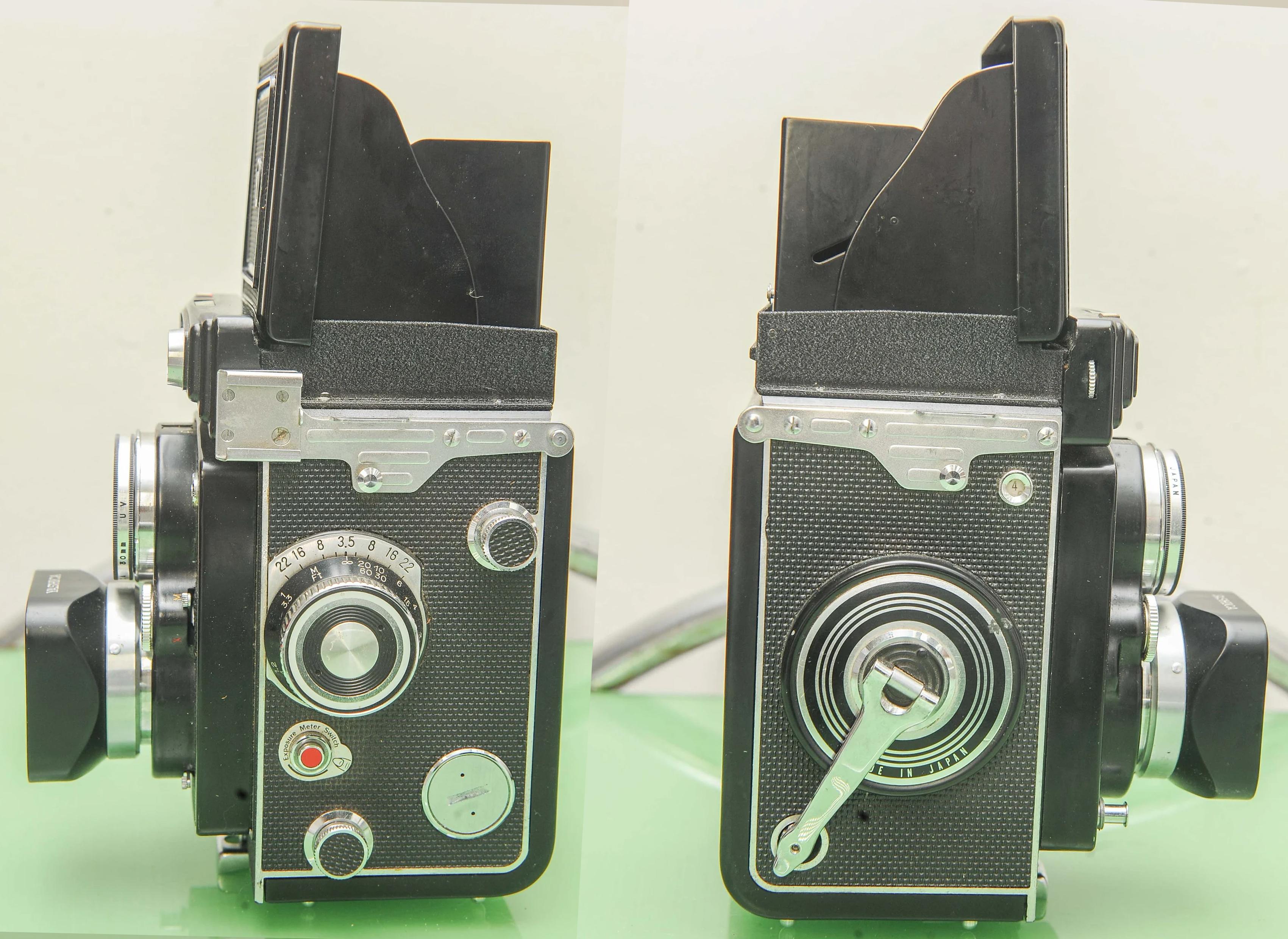 macchina fotografica yashica anni '80