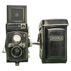 Vintage Yashica 24 Medium Format Twin Lens Reflex Camera with Copal-Sv Shutter & Case 