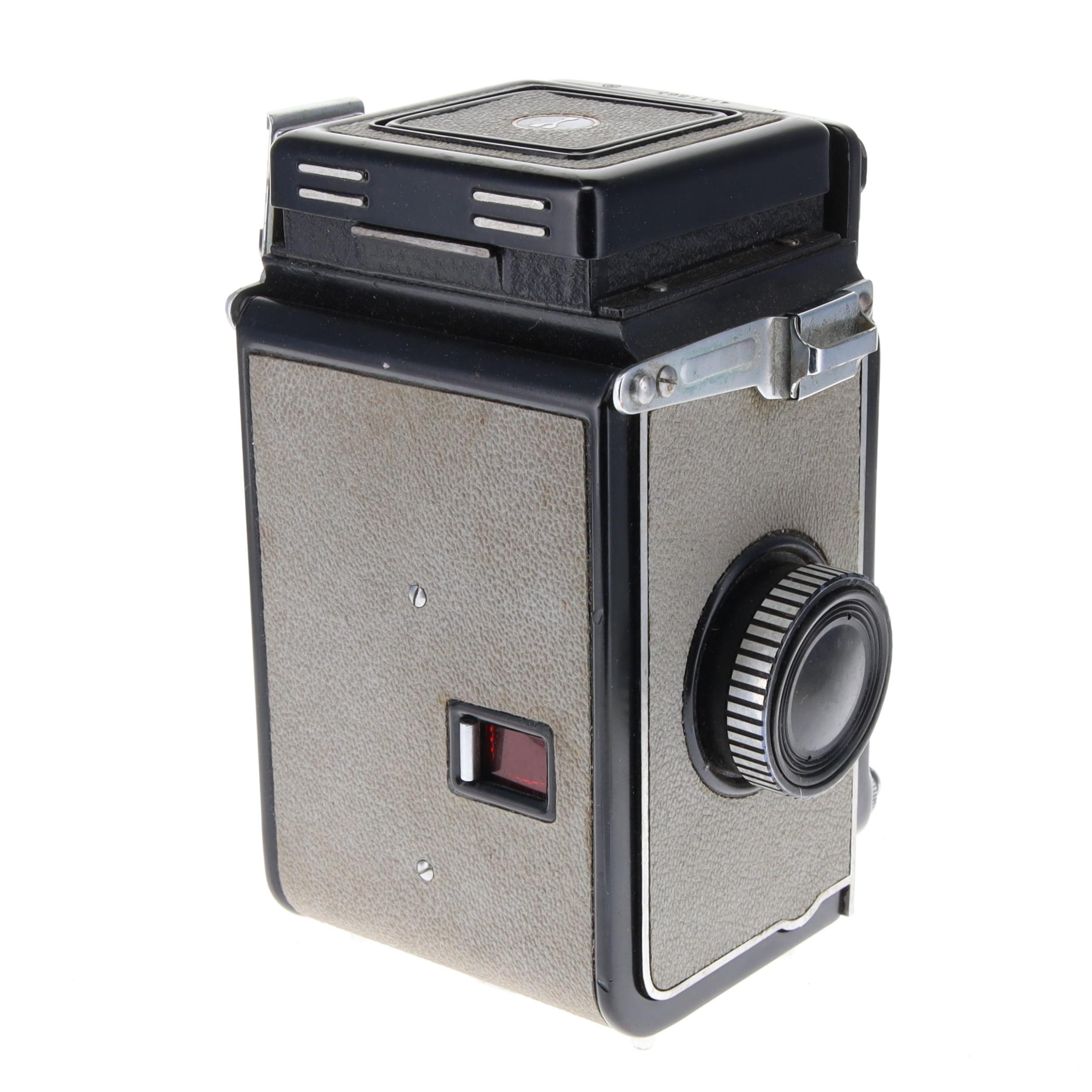 Mid-Century Modern Yashica-44 Twin Lens Reflex Medium Format Camera Yashikor 60mm F3.5 Prime Lens For Sale