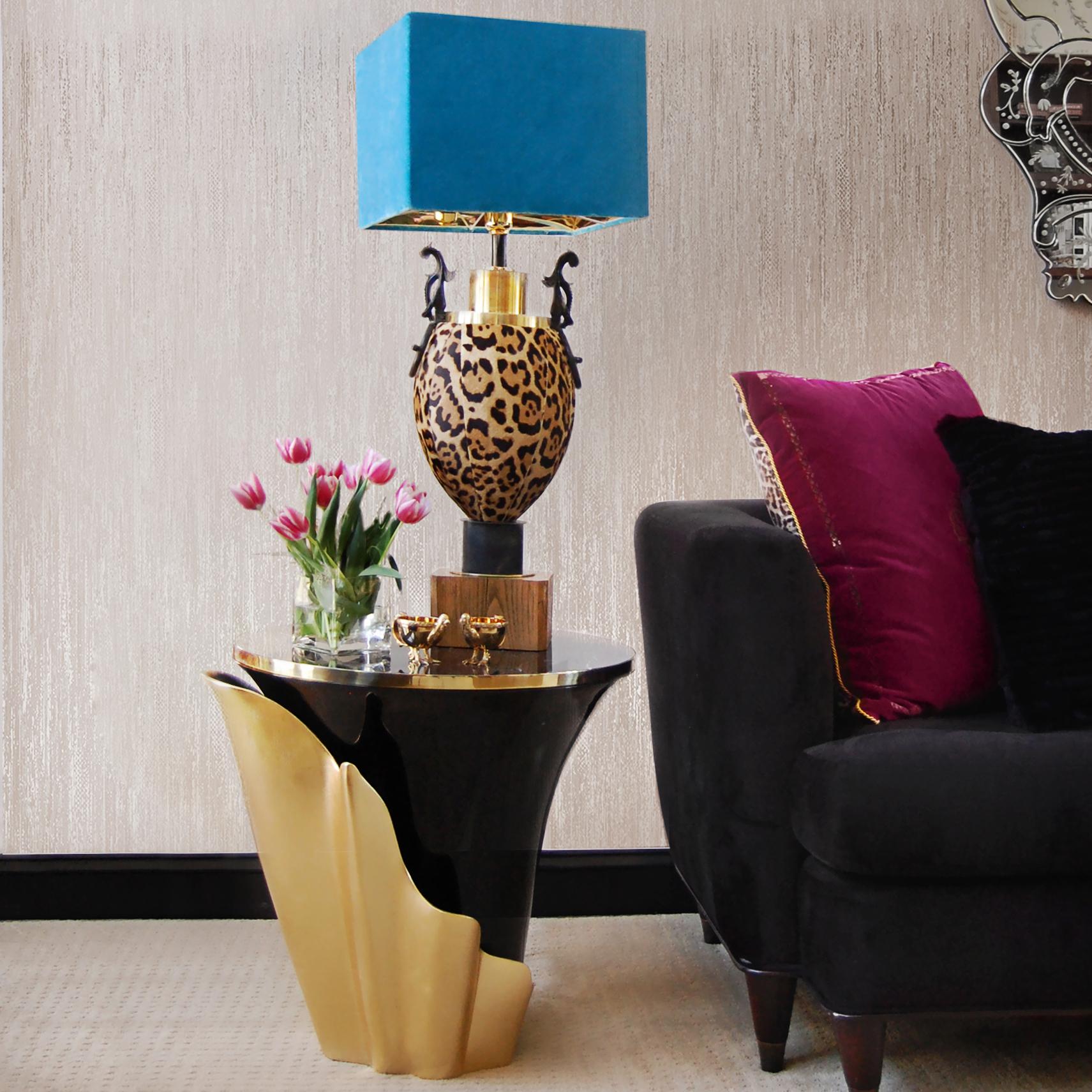 XXIe siècle et contemporain Table d'appoint ronde en yasmine (en stock) en vente