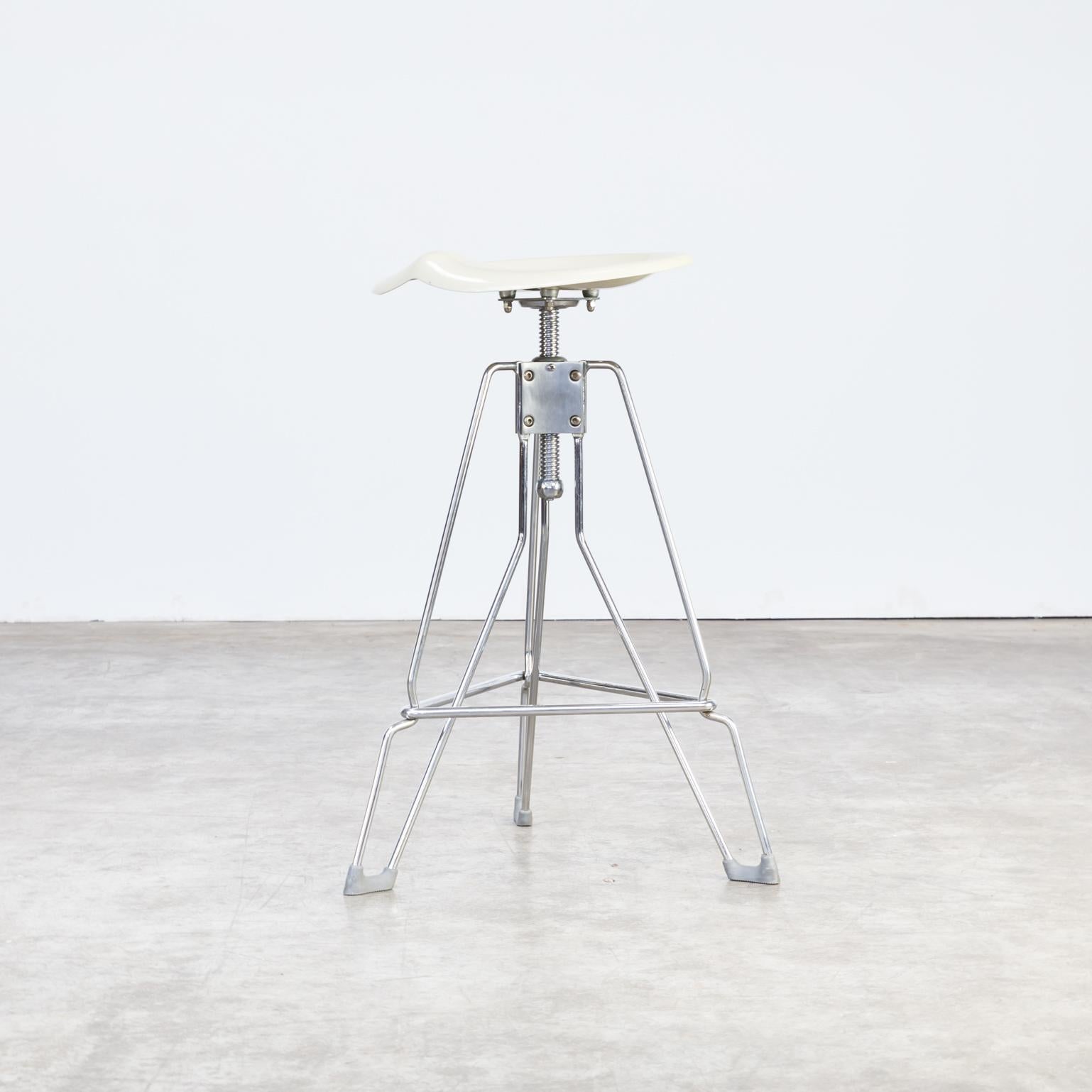 Yasu Sasamoto Enamelled Folding Table and Clipper Bar Stool for Dulton Co Ltd For Sale 1
