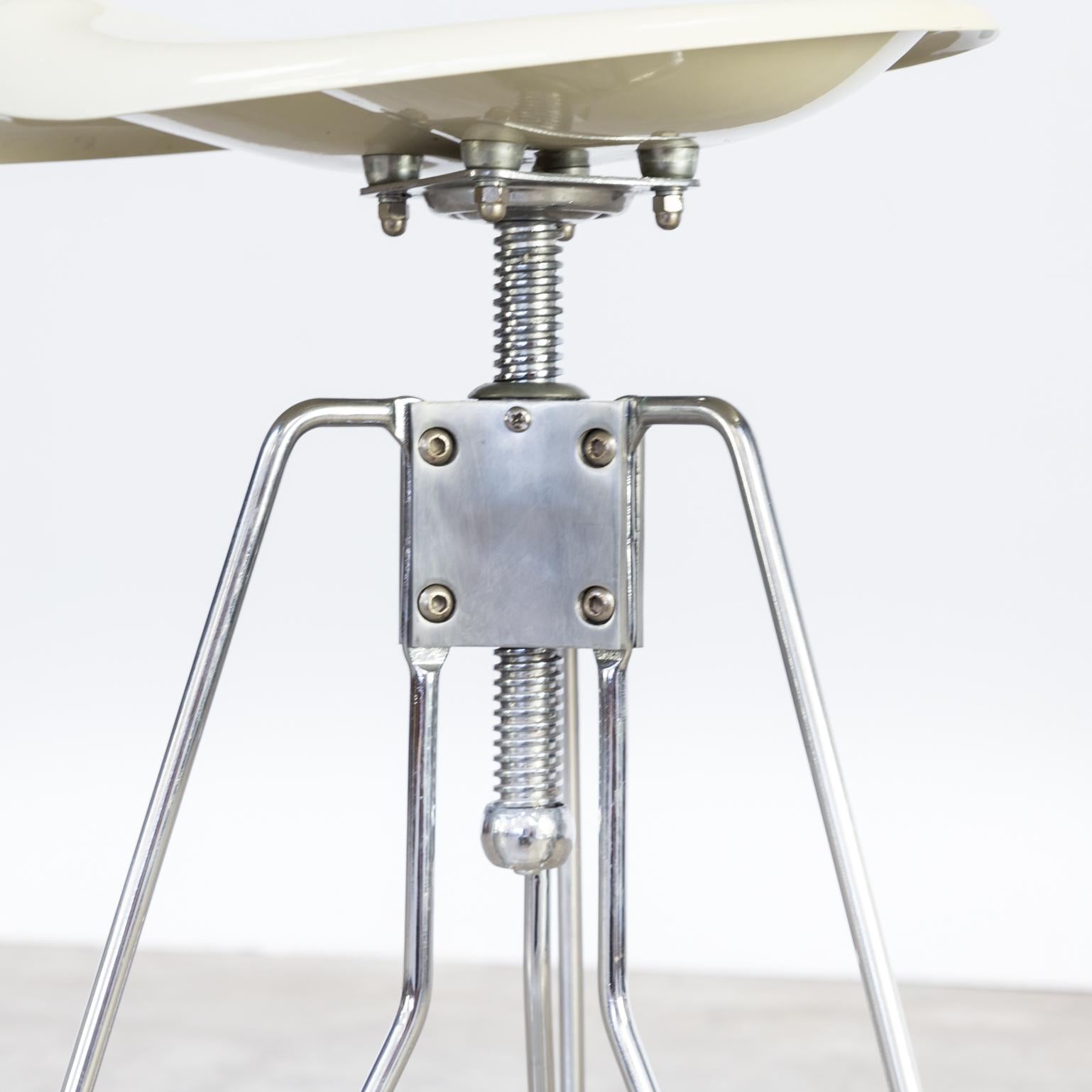 Yasu Sasamoto Enamelled Folding Table and Clipper Bar Stool for Dulton Co Ltd For Sale 2