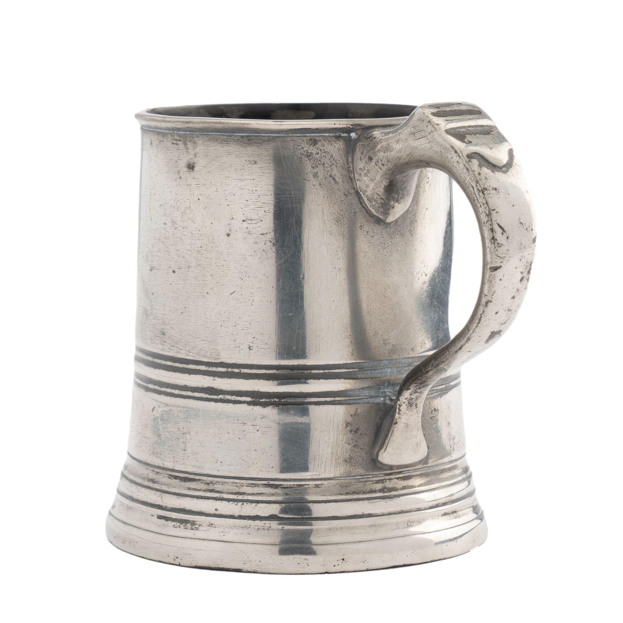 English Yates & Birch Pewter Half Pint Mug, 1839-1860 For Sale