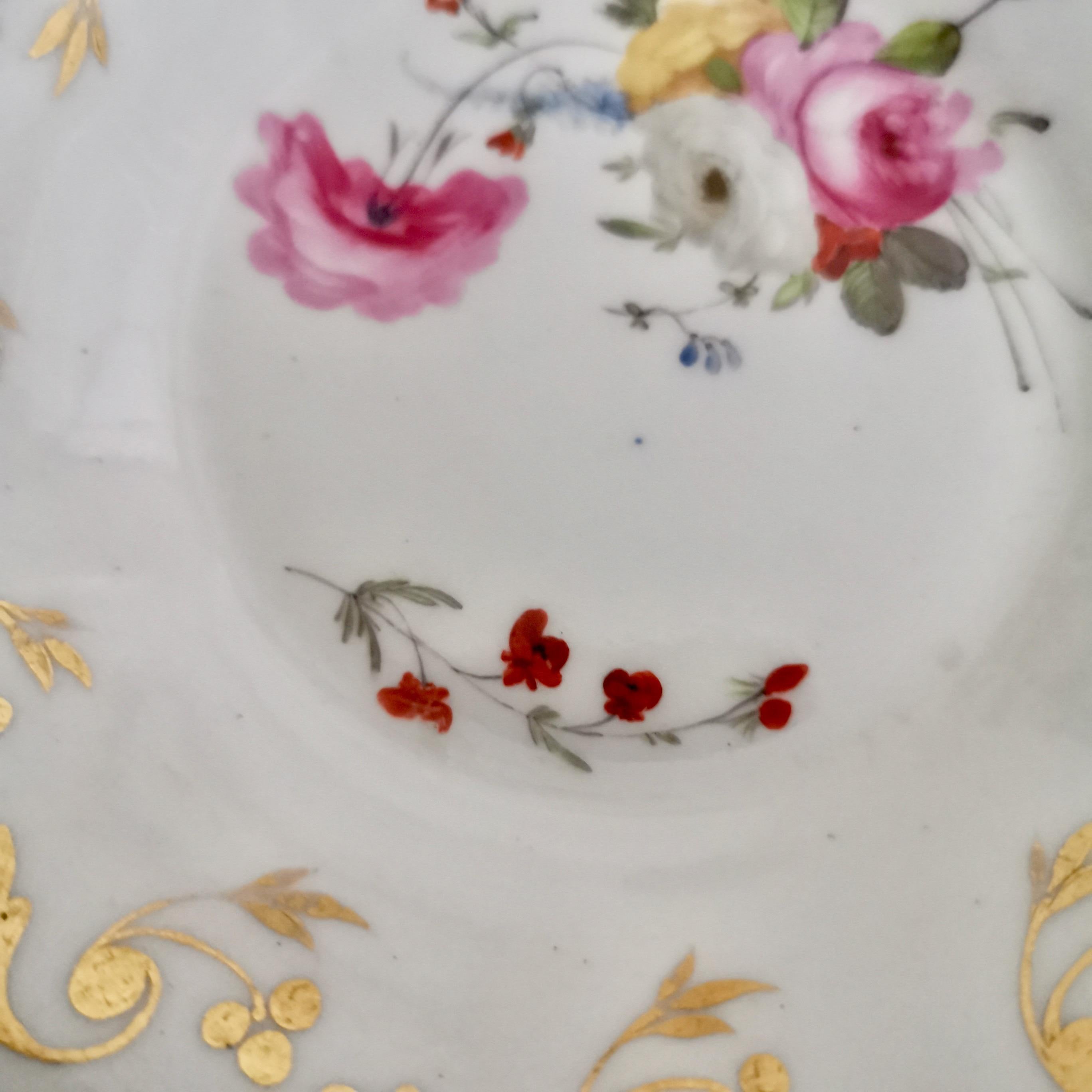 Yates Porcelain Teacup, White with Gilt and Flowers, Regency, circa 1825 2