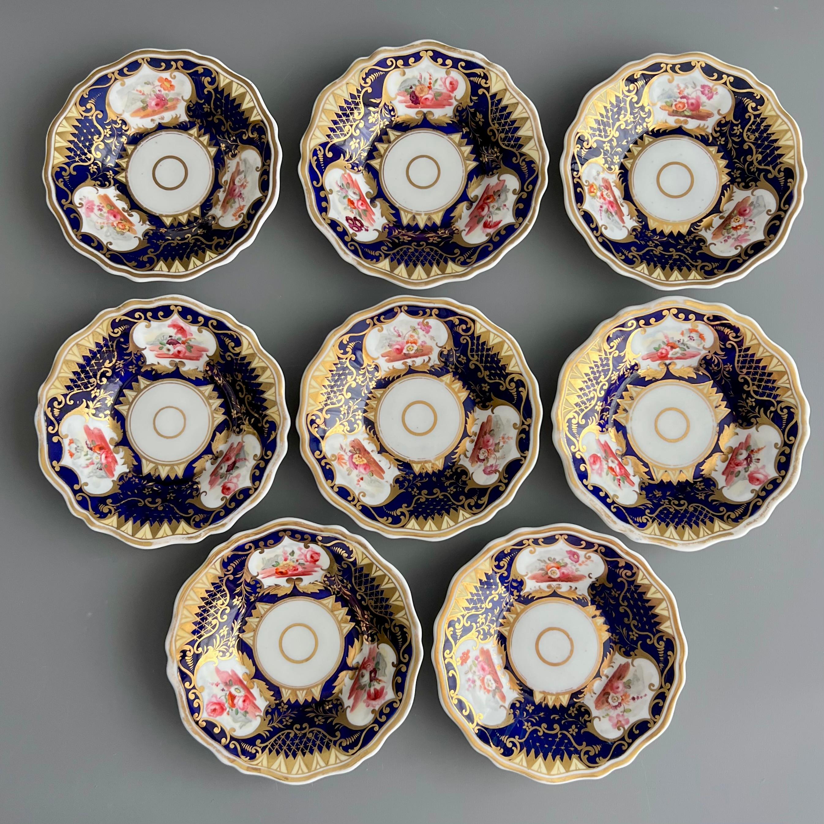 Service à thé de Yates, bleu cobalt, doré et fleurs patt. 1038, vers 1825 en vente 6