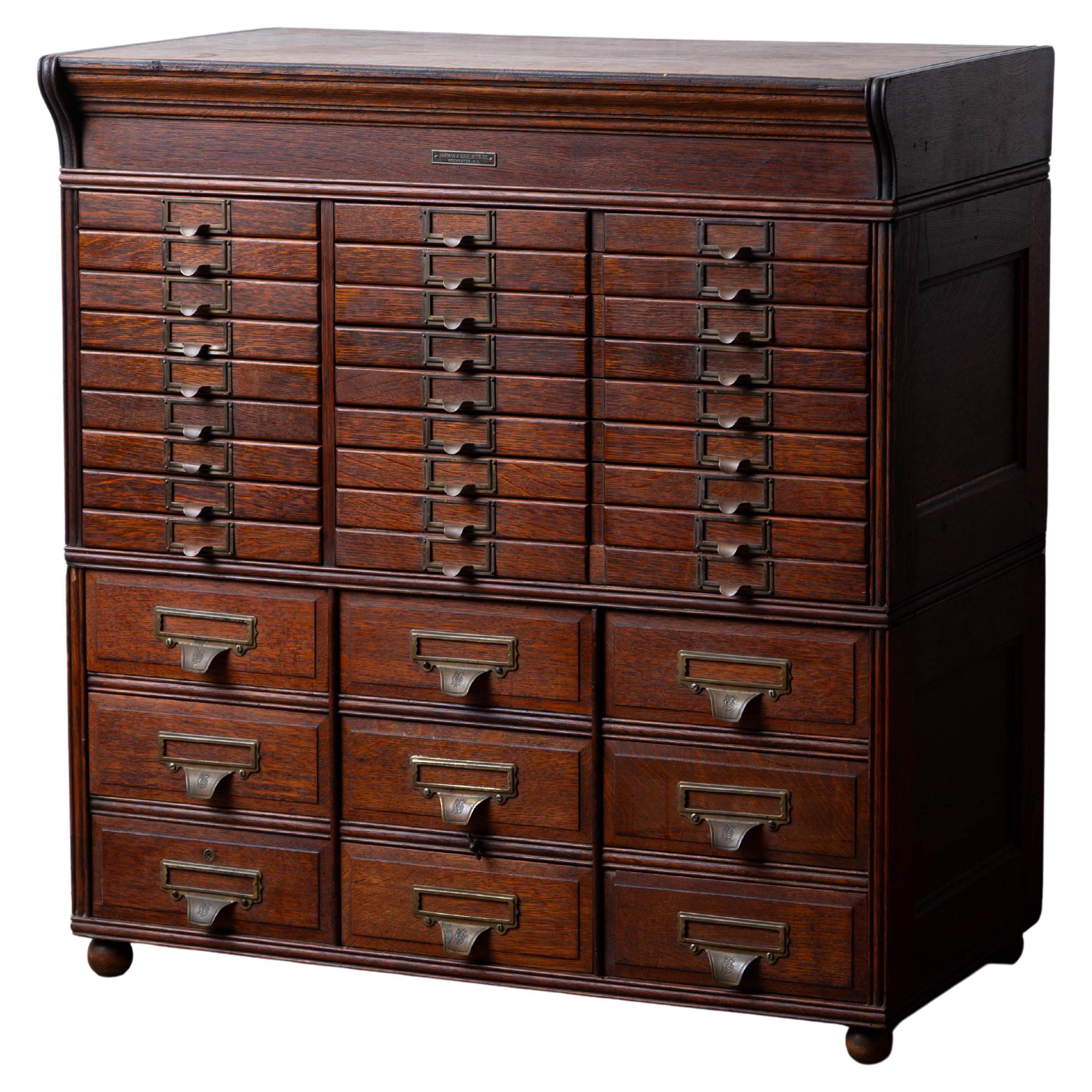 Yawman 
Erbe Oak File Cabinet, c.1910 For Sale