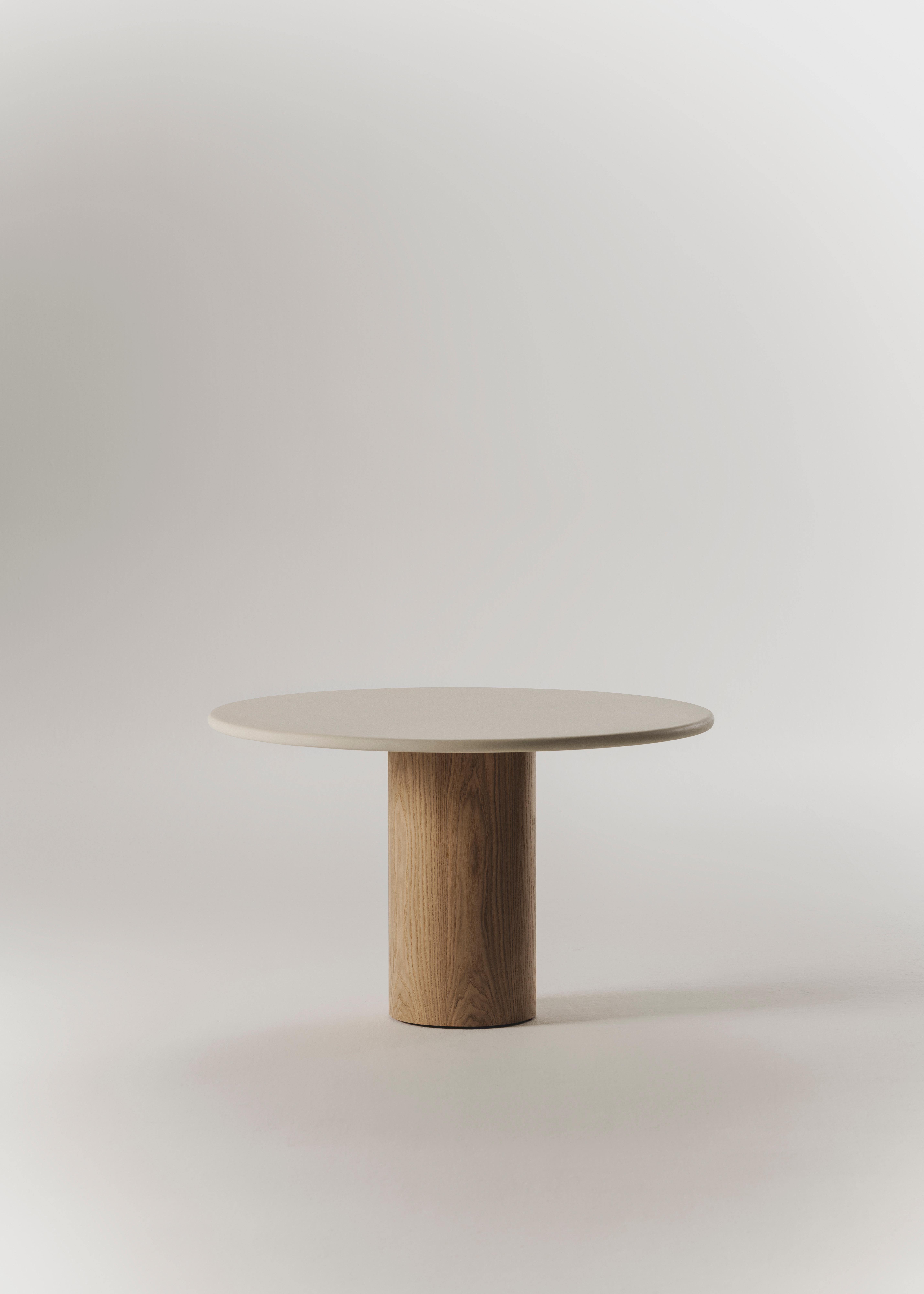 Yay Microcement Dining Table by Marlot Baus In New Condition For Sale In SANT CUGAT DEL VALLÈS, ES