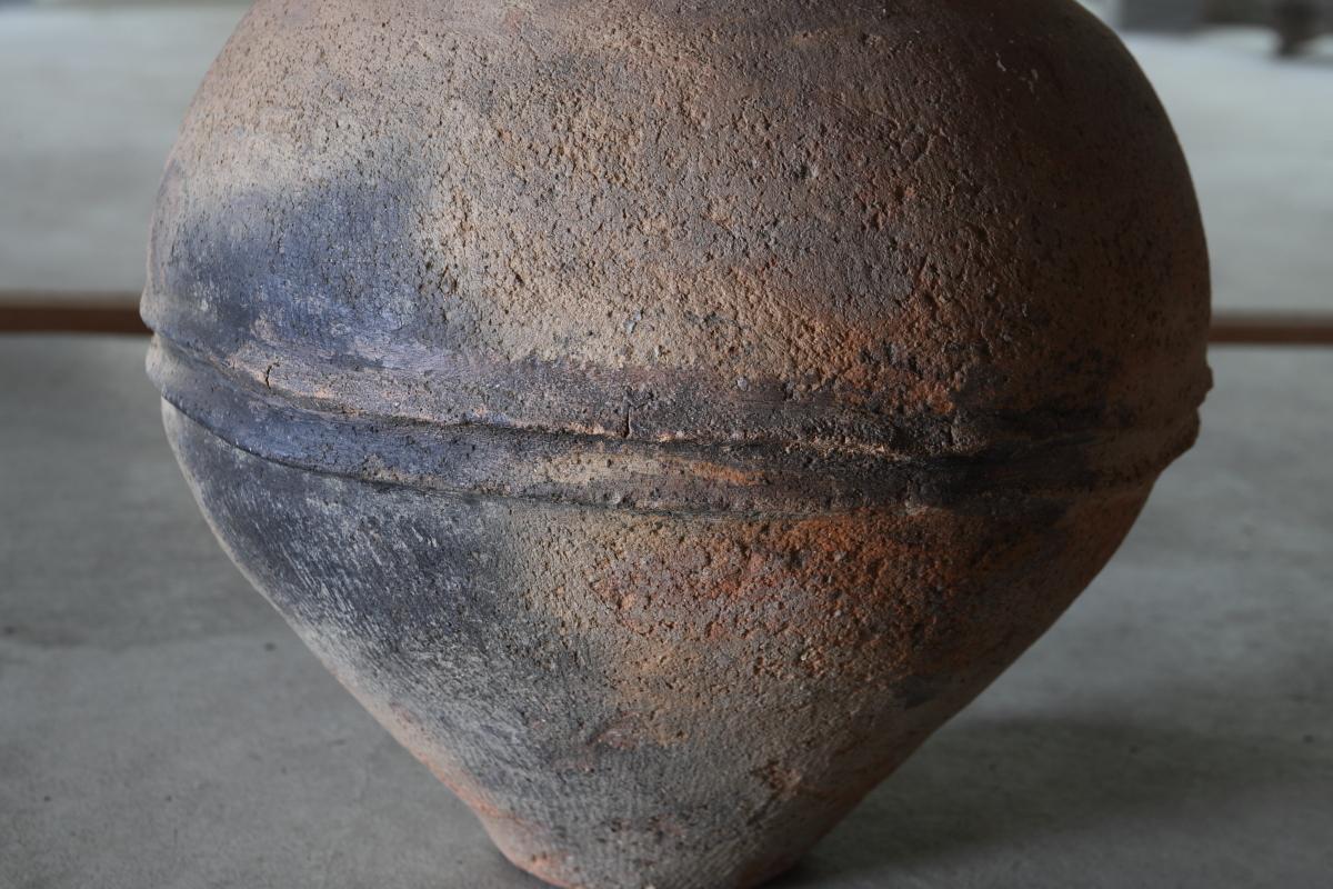 Yayoi Earthenware Deep Bowl/Antique Japanese vase/300 BCE – 250 CE/Wabi-sabi For Sale 15