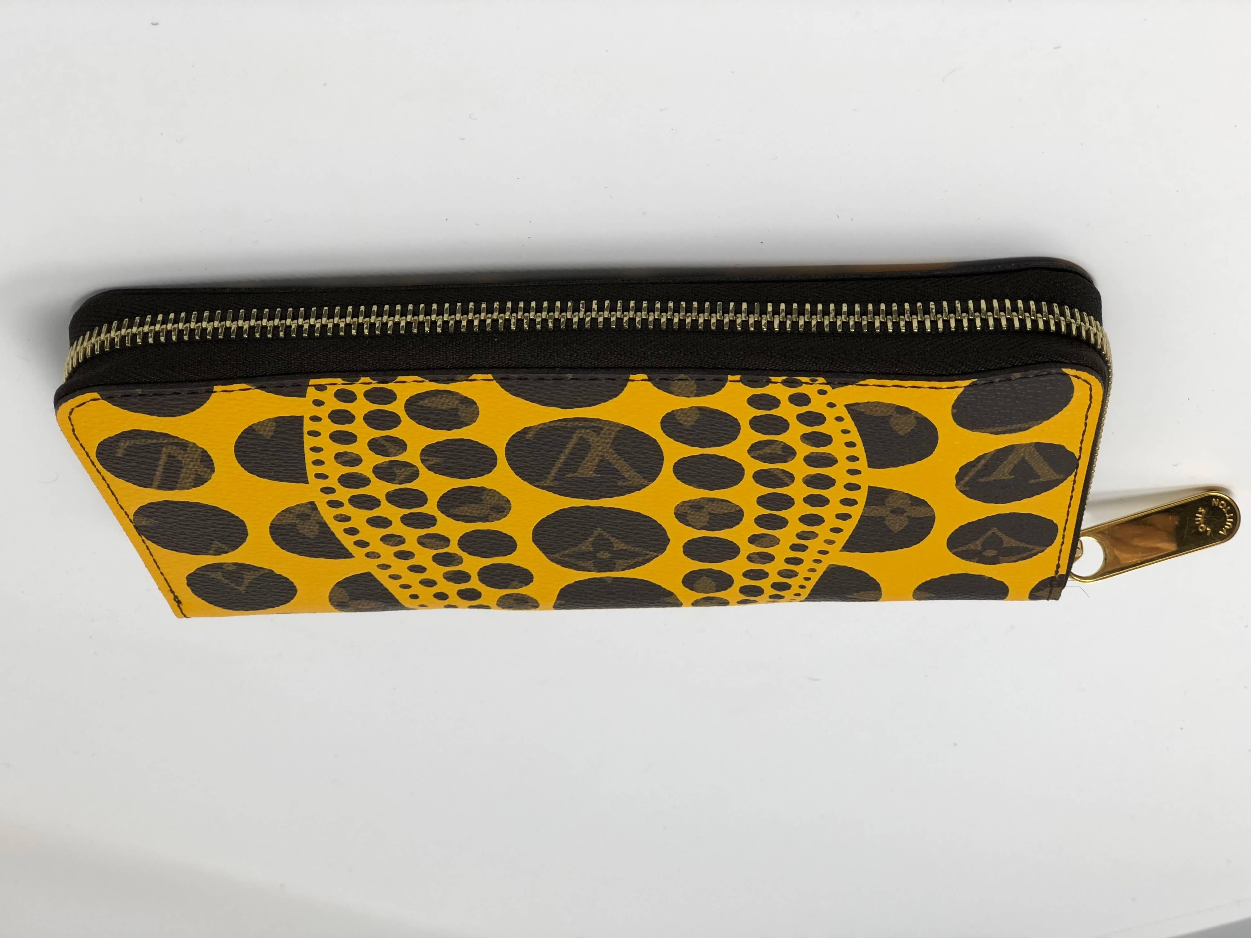 kusama purse