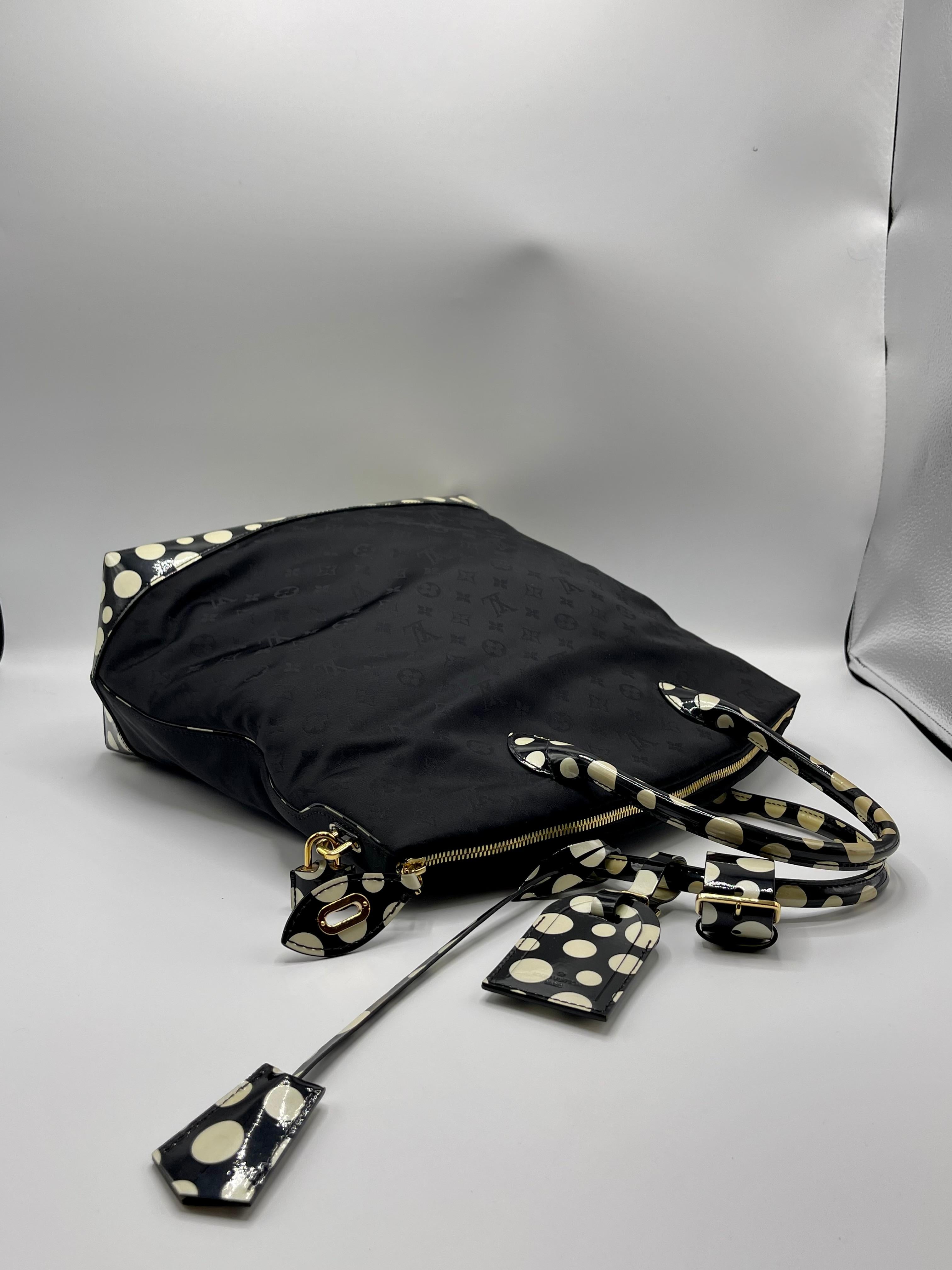 Yayoi Kusama Limited Edition Lockit Louis Vuitton Tasche im Angebot 2