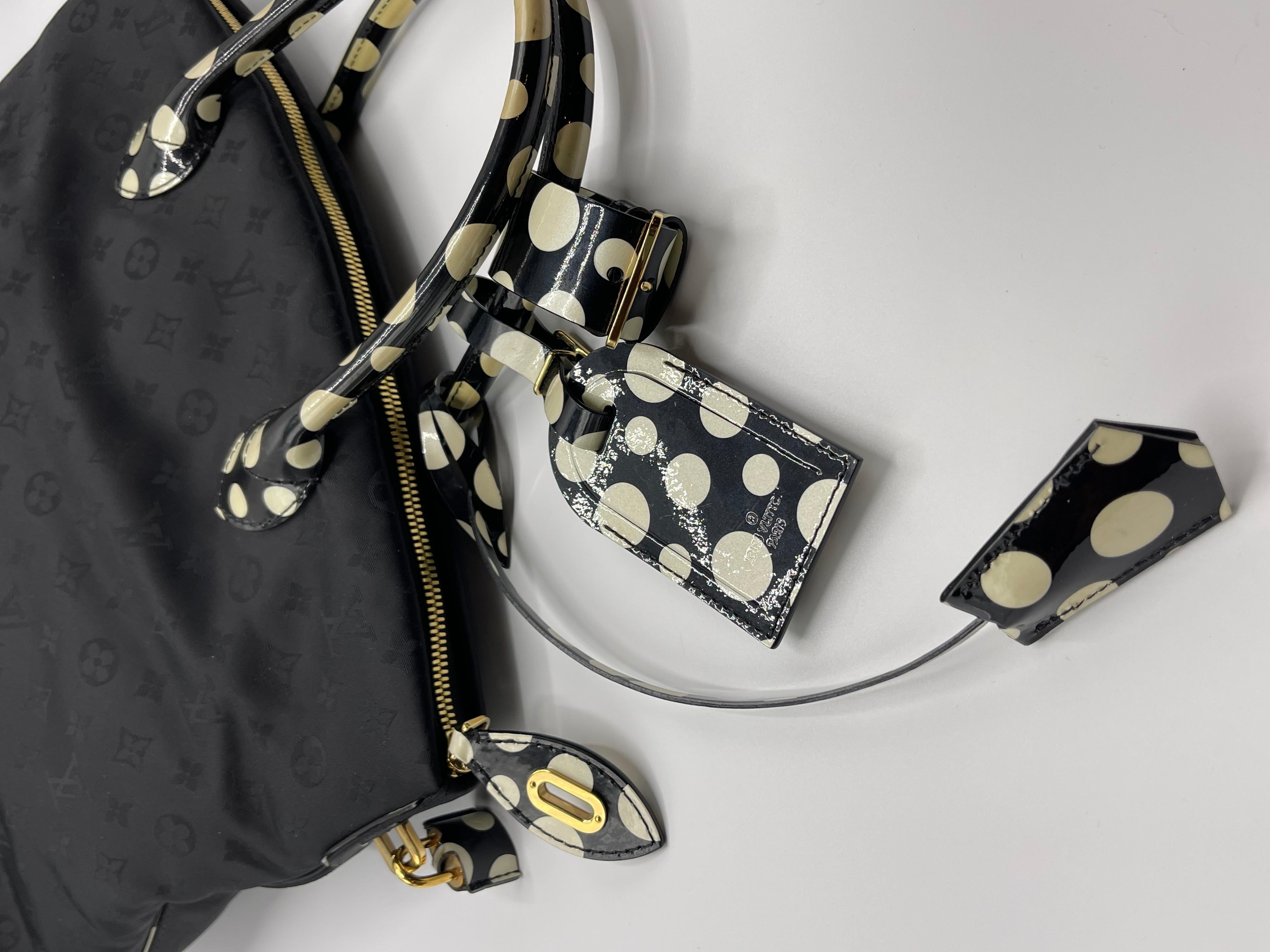 Yayoi Kusama Limited Edition Lockit Louis Vuitton Tasche im Angebot 3