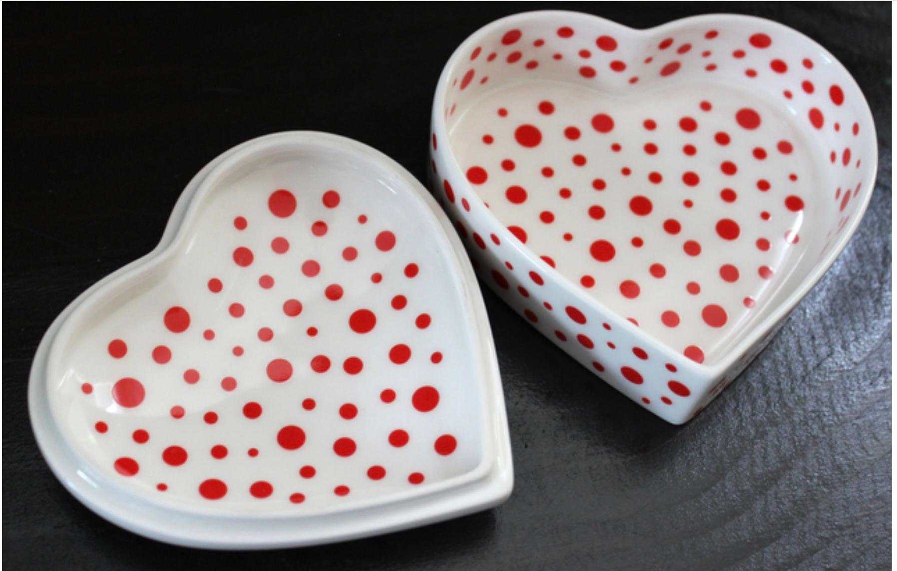 Yayoi Kusama
Love Forever, 2016
Ceramic (Porcelain) Dish and Cover
Stamped Yayoi Kusama on bottom
4 1/2 × 4 1/2 × 1 1/2 inches
Unframed
Limited edition (exact number created is unknown)

YAYOI Kusama Biography:
Yayoi Kusama's work has transcended