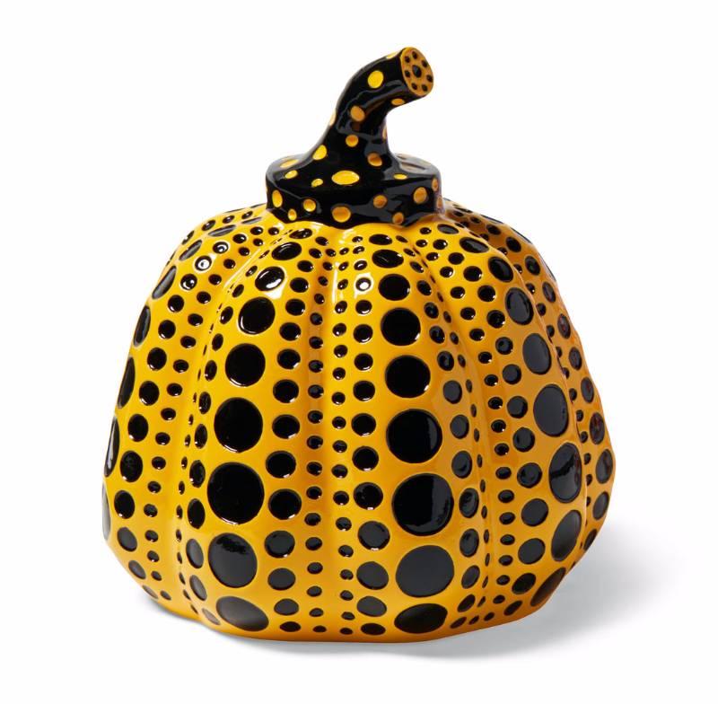 Zucche Kusama (set di due) - Sculpture Pop Art di Yayoi Kusama