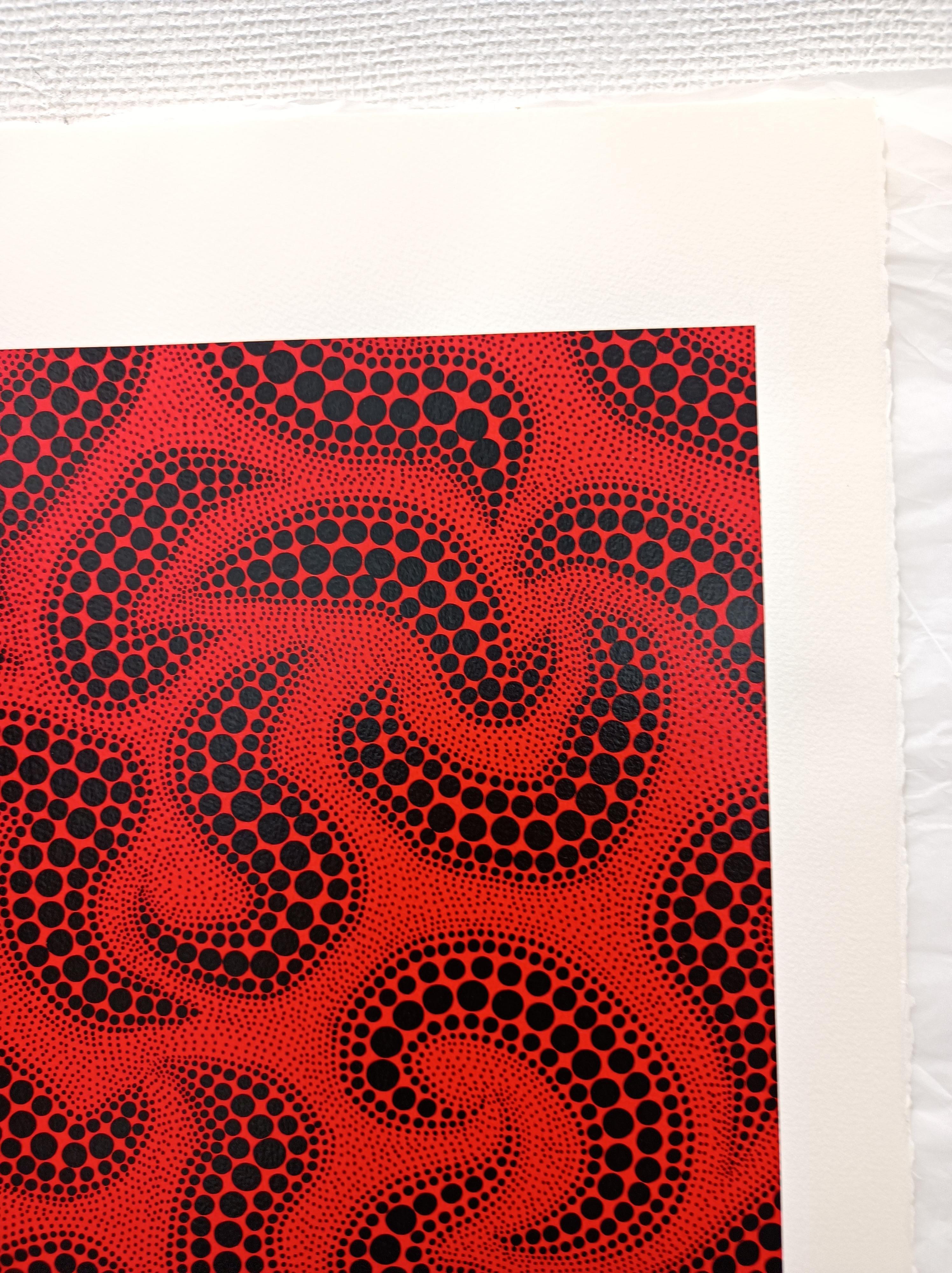 Yayoi Kusama 
Wave Crest (1999). Edition 15/60
Screenprint
[3 screens, 2 colors, 3 runs]
59.7 x 47.8 cm (image) 
76x 56.5cm  (sheet)
Edition of 60 + 6 Artist Proofs + 5 Printer Proofs 
Published in 1999 on Velin d'Arches paper by Okabe Tokuzo