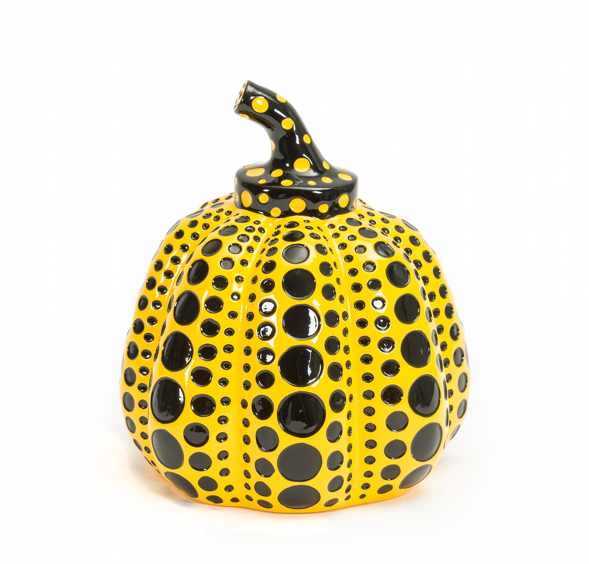 YAYOI KUSAMA 
Pumpkin Object (White) & Pumpkin Object (Yellow), 2016 

The set of two painted cast resin multiples
Each stamped on the base
Accompanied by the original boxes
Diameter: 7.5 cm (3.0 in)
Height: 9.5 cm (3.7 in)
Box: 10.6 x 12.4 x 12.4