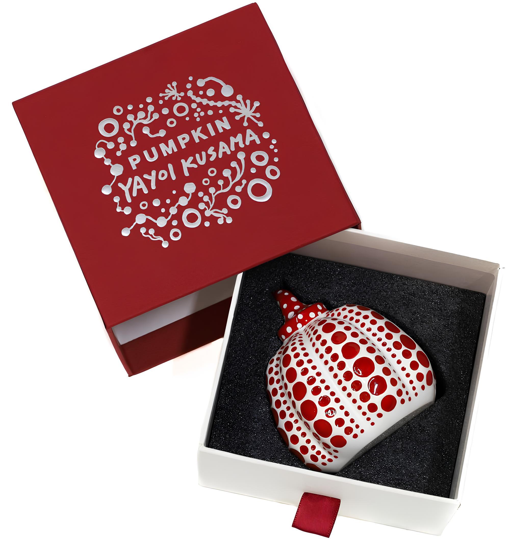 Pumpkin, Red/White, Yayoi Kusama 草間 彌生 For Sale 3