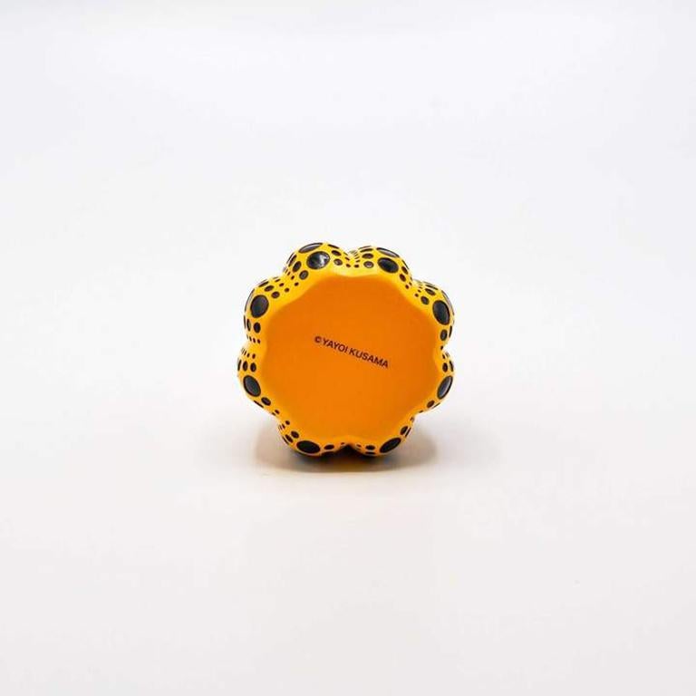 Pumpkin (Yellow and Black) - Contemporary Sculpture by Yayoi Kusama