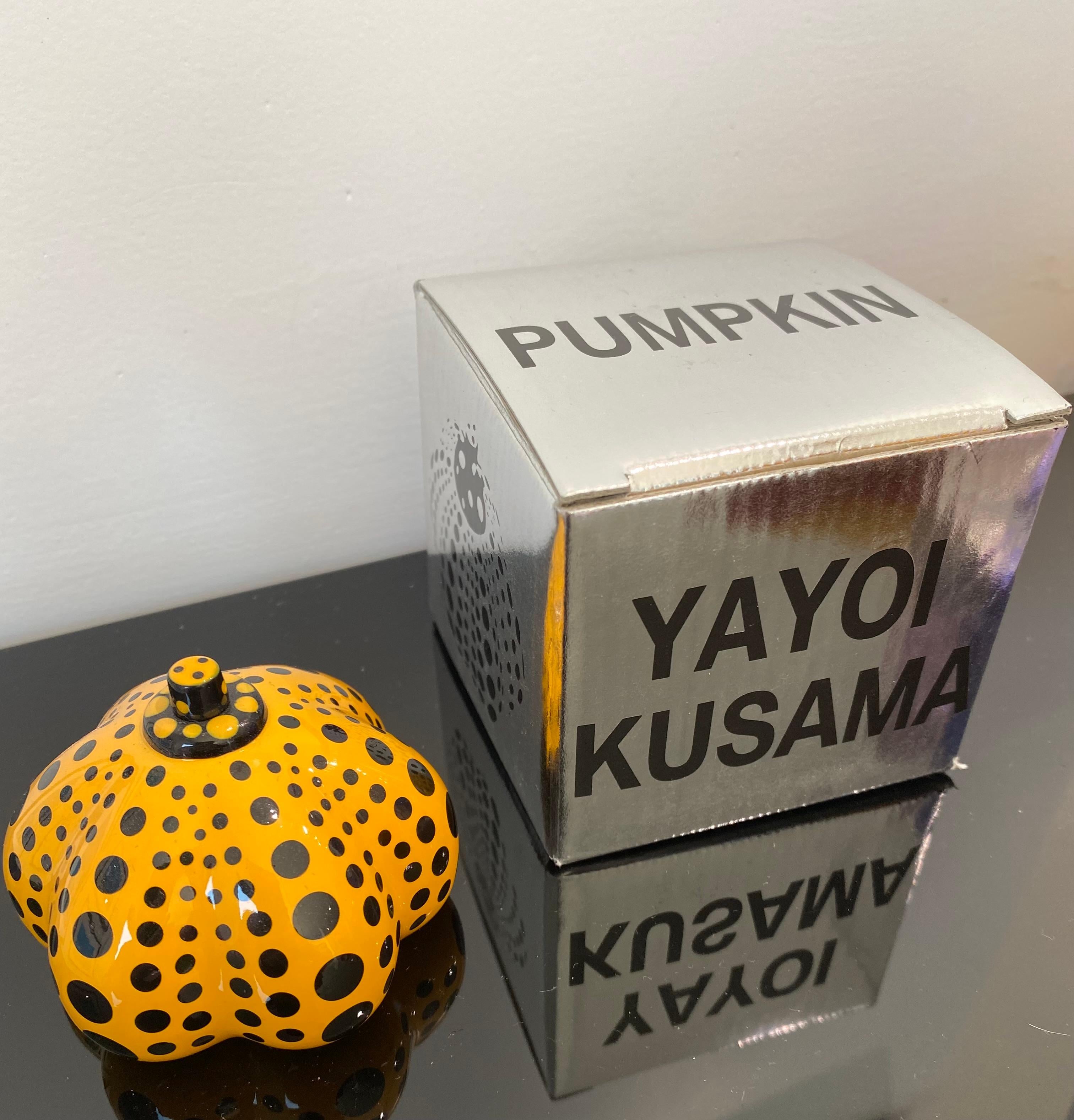 Pumpkin (Yellow & Black) - Sculpture by Yayoi Kusama