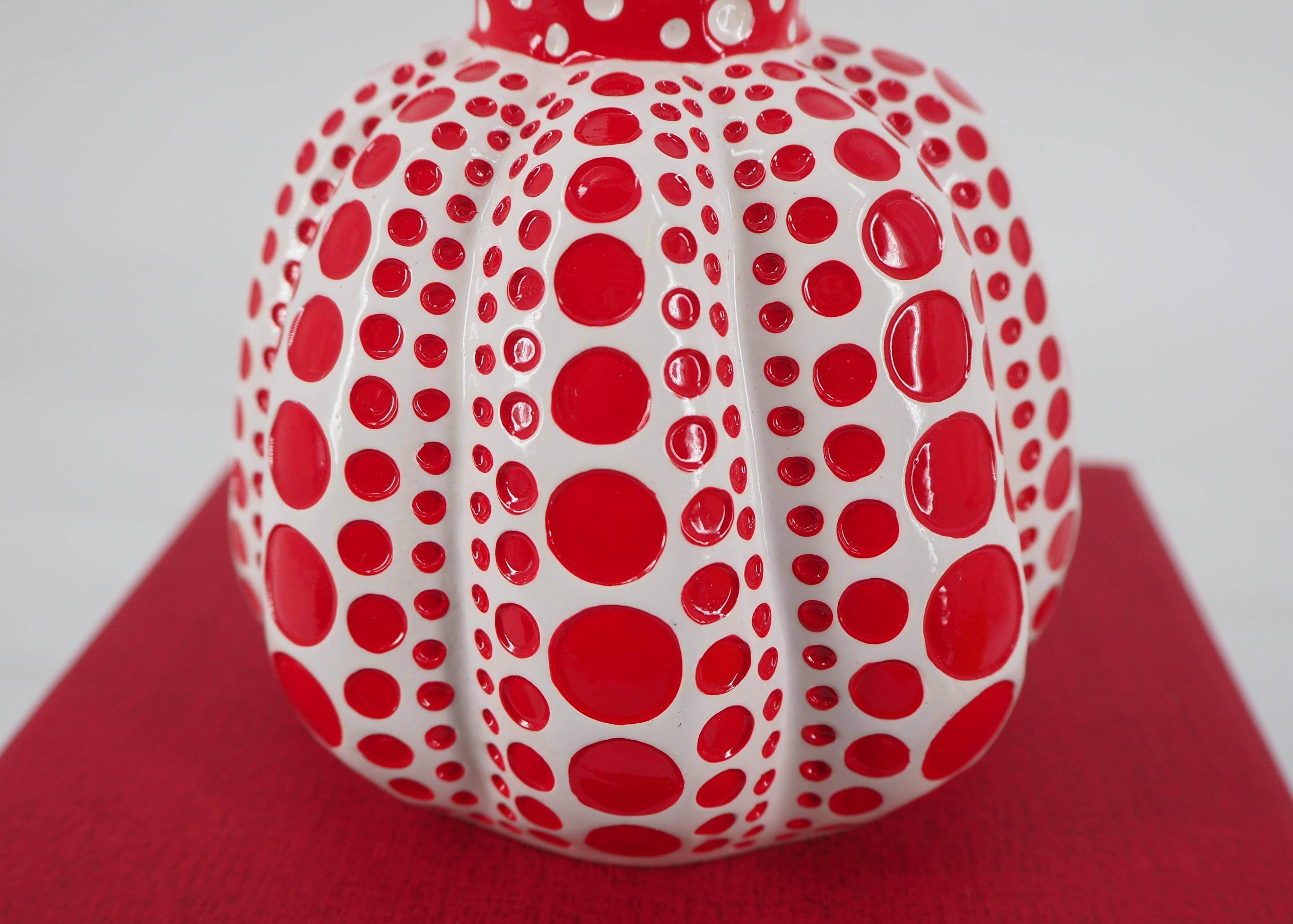 Red Pumpkin (Dot Obsession Red) - Original sculpture with original case For Sale 3