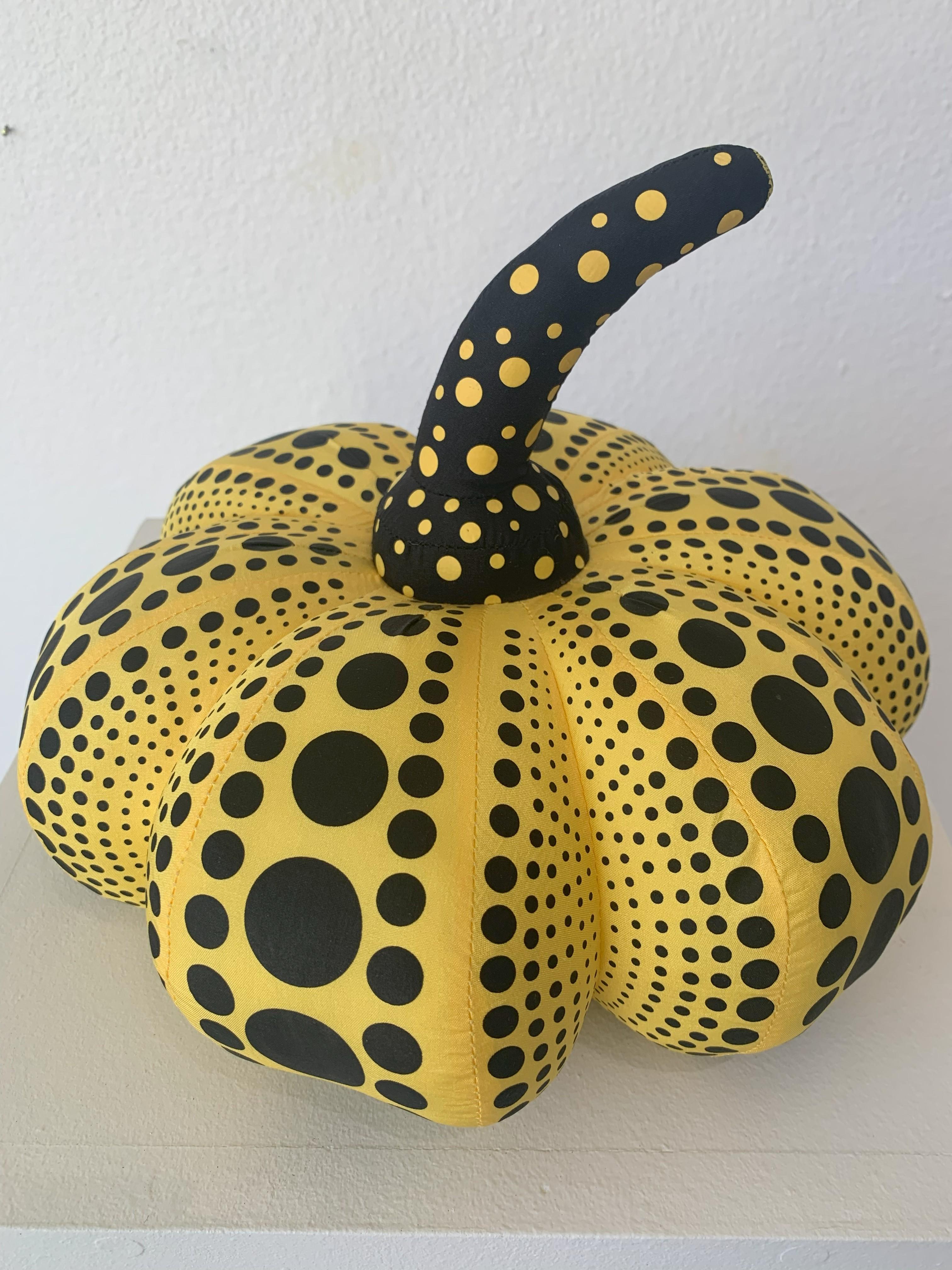 Yayoi Kusama Figurative Sculpture - SOFT SCULPTURE PUMPKIN (SMALL) by YAYOI KUSAMA