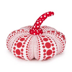 Yayoi Kusama Plush Pumpkin (Roter und weißer Kürbis)